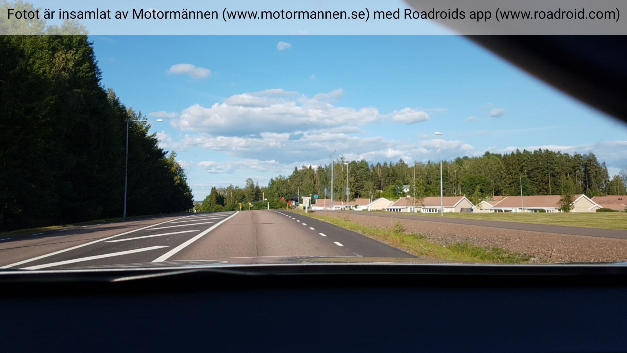 Street view near Bergsgården's Vandrarhemmet, Forshaga — © roadroid (CC BY-SA · Mapillary)