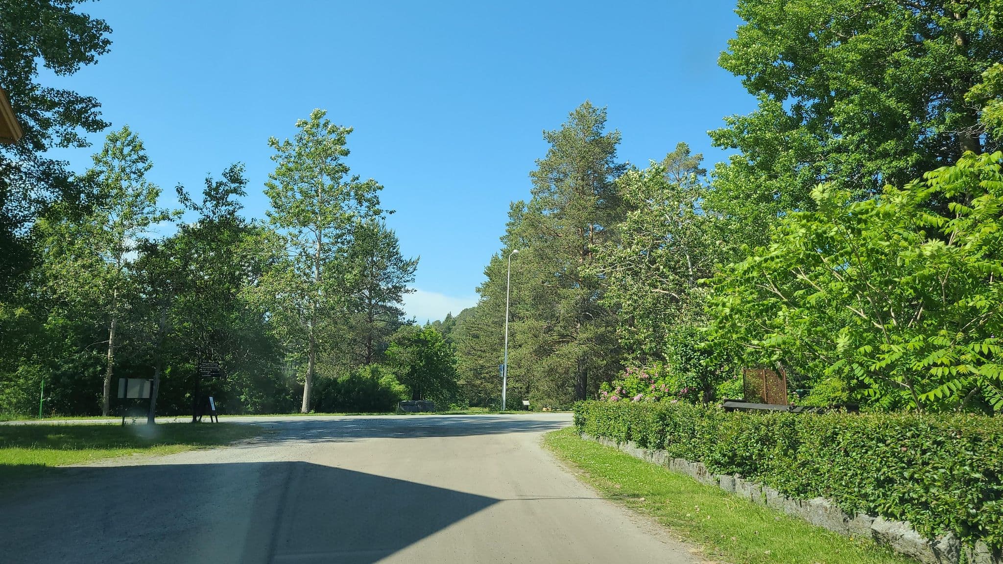 Street view near Olofsfors Herrgård. Restaurang. Konferens&Logi, Nordmaling — © jopparn (CC BY-SA · Mapillary)