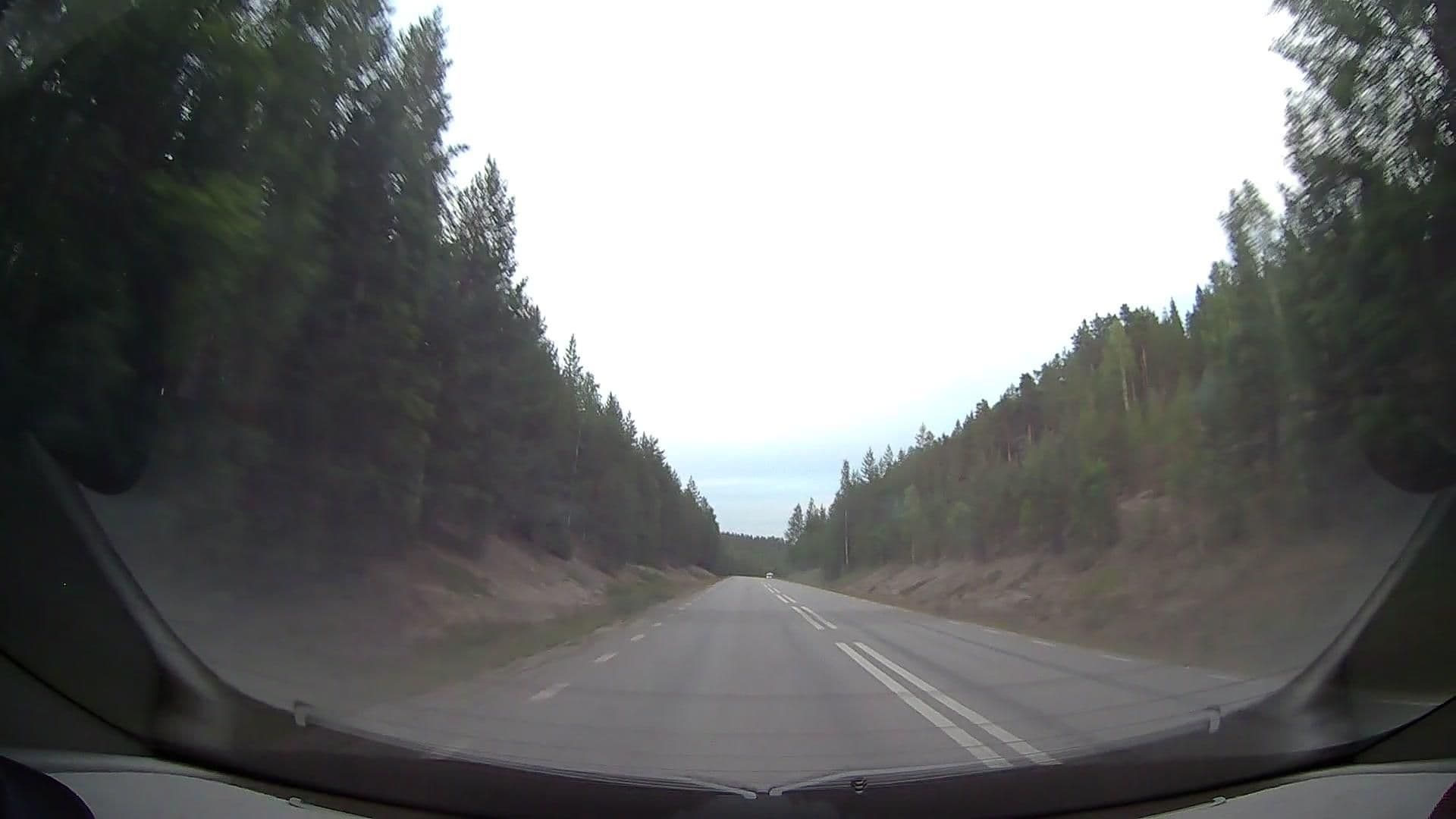 Street view near Kärleksuddens Camping, Vindeln — © bruno360 (CC BY-SA · Mapillary)