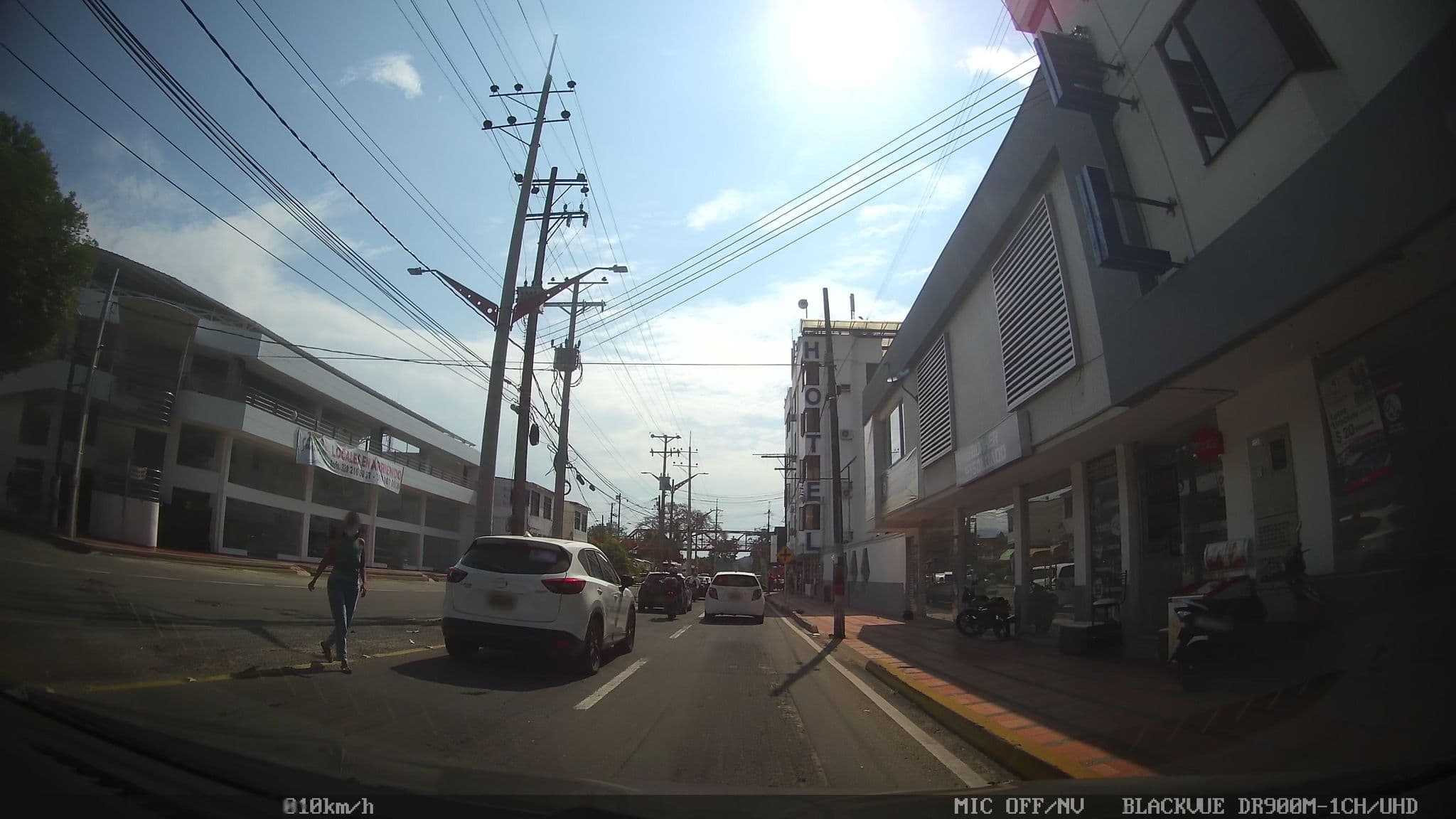 Street view near Hotel Ancon, Melgar — © kaart_2 (CC BY-SA · Mapillary)