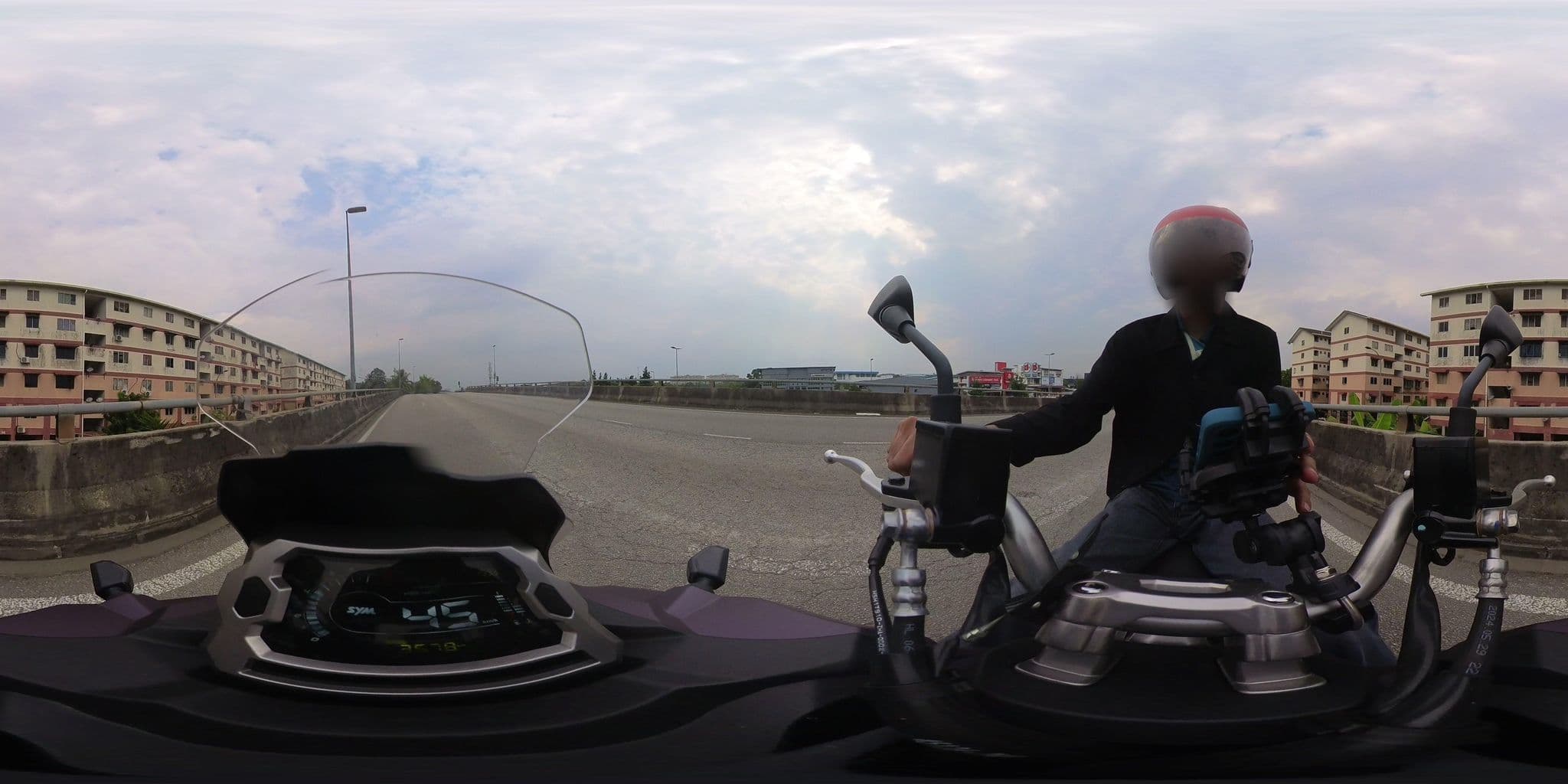 Street view near Hotel Mewah 5star Bdr Bkt Puchong, Puchong — © rayth (CC BY-SA · Mapillary)