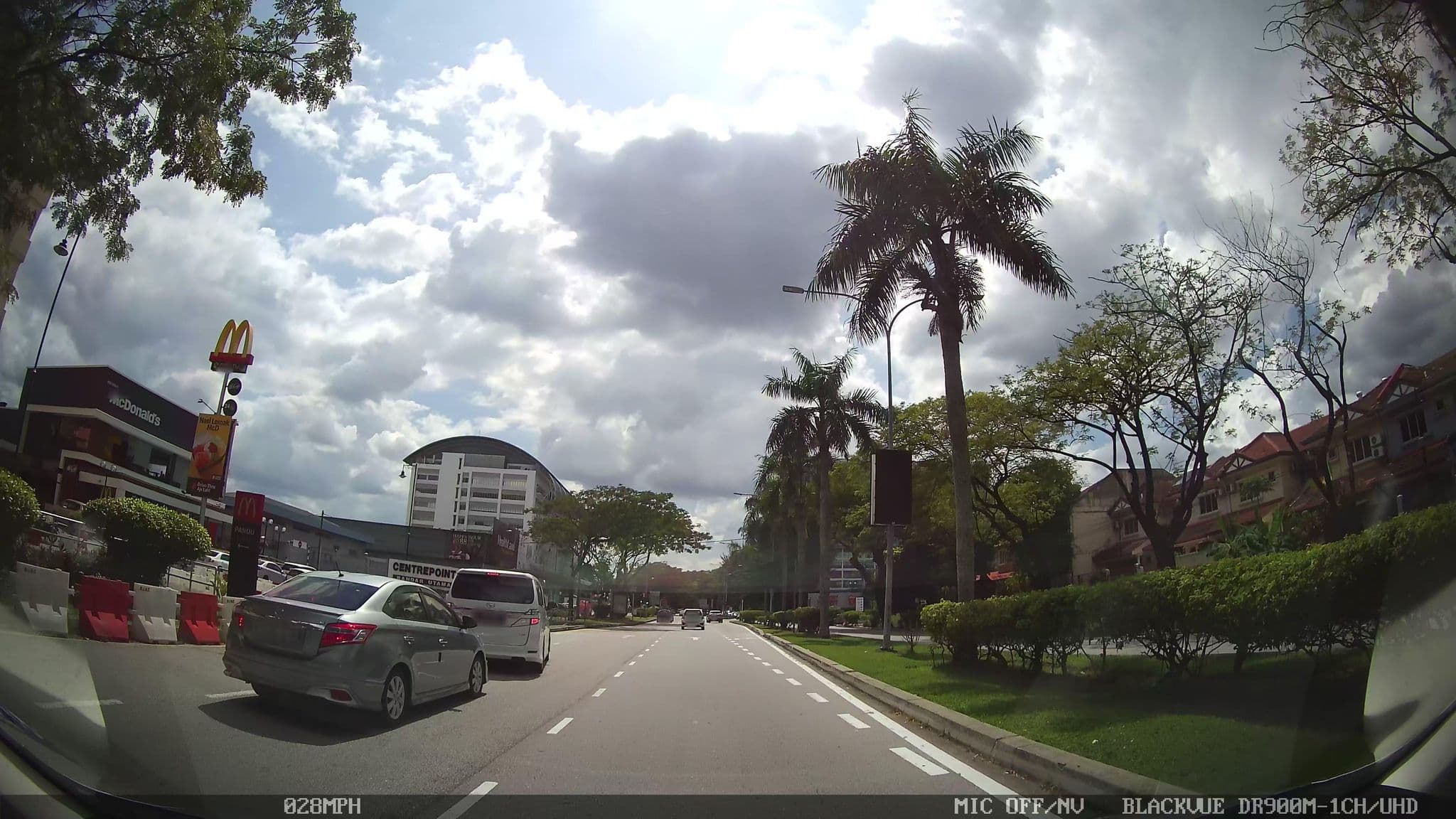 Street view near KBU Hostel A2, Bandar Utama — © kaart_1 (CC BY-SA · Mapillary)