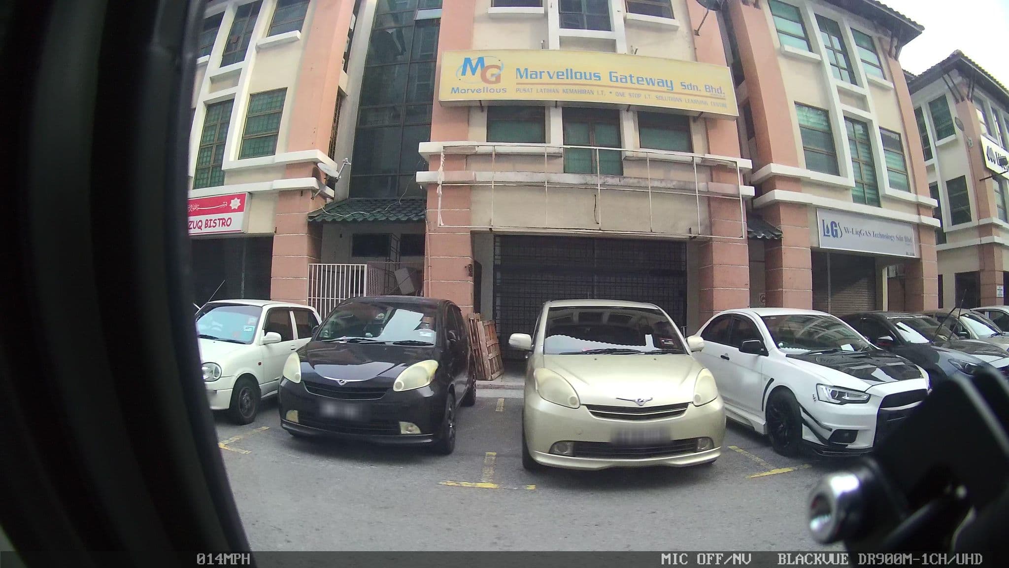 Street view near Hotel new york, Bukit Jambul — © kaart_1 (CC BY-SA · Mapillary)