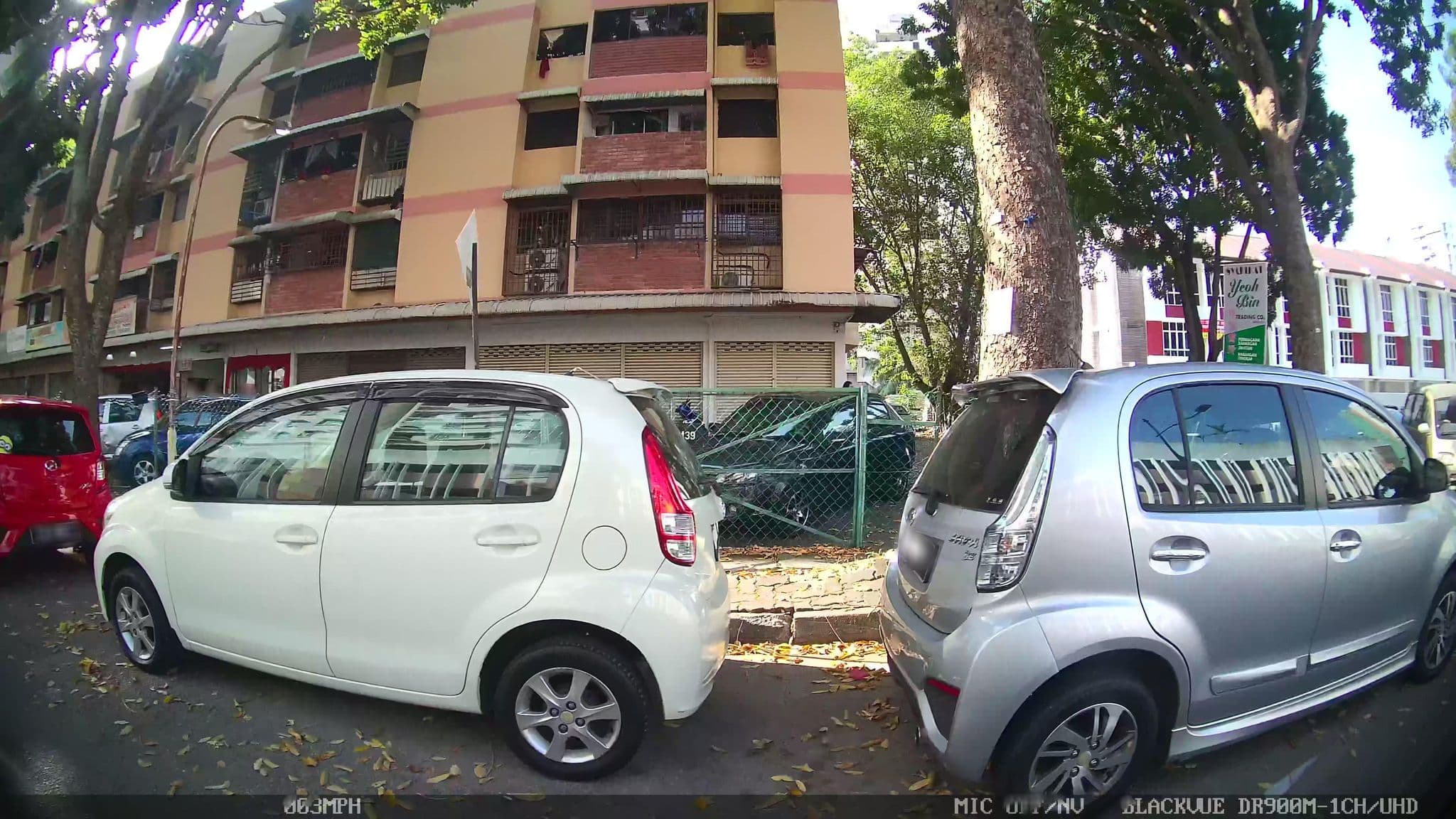 Street view near piggie's bed, Jelutong — © kaart_4 (CC BY-SA · Mapillary)