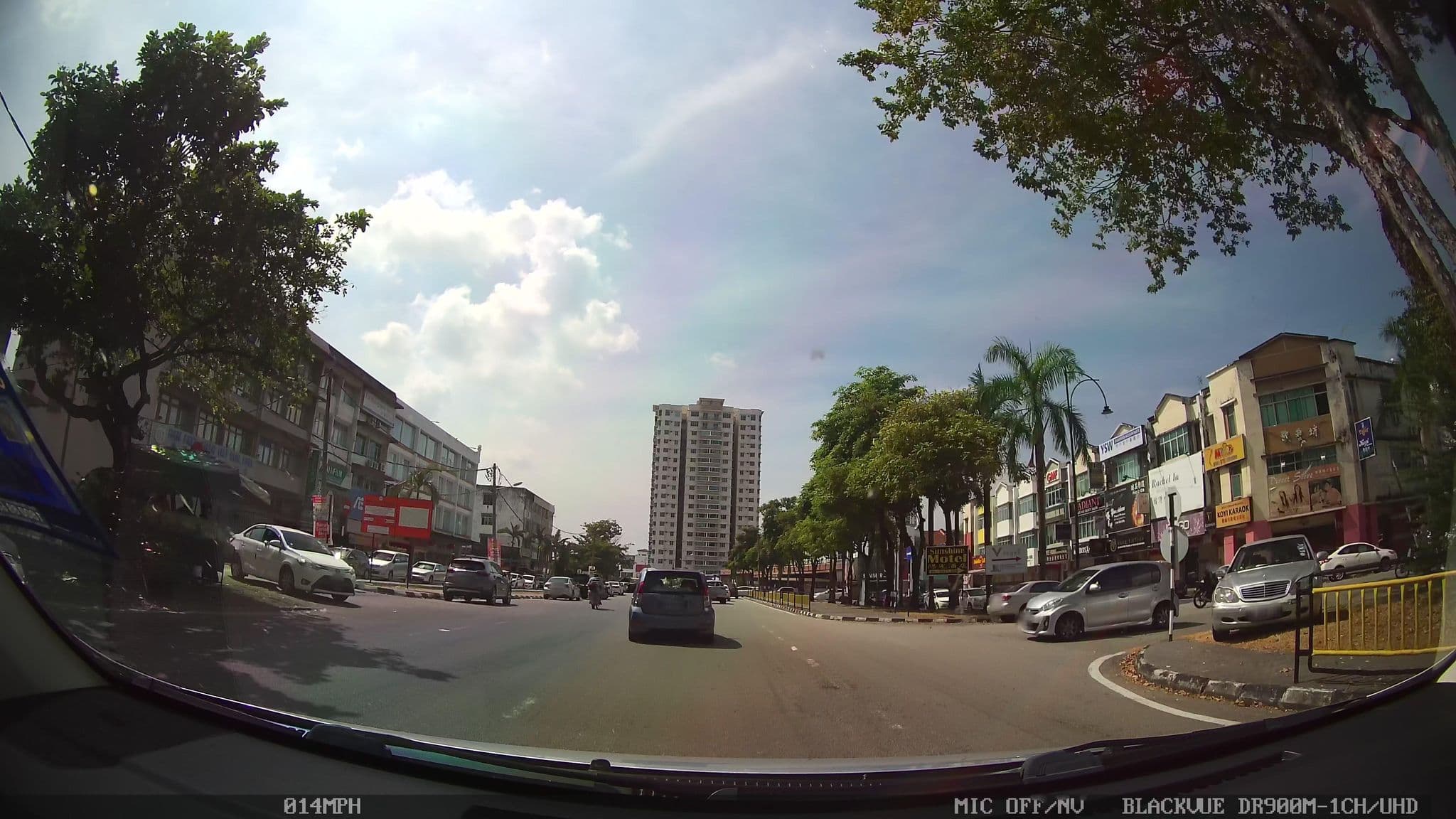 Street view near Sunshine Motel, Bukit Mertajam — © kaart_1 (CC BY-SA · Mapillary)