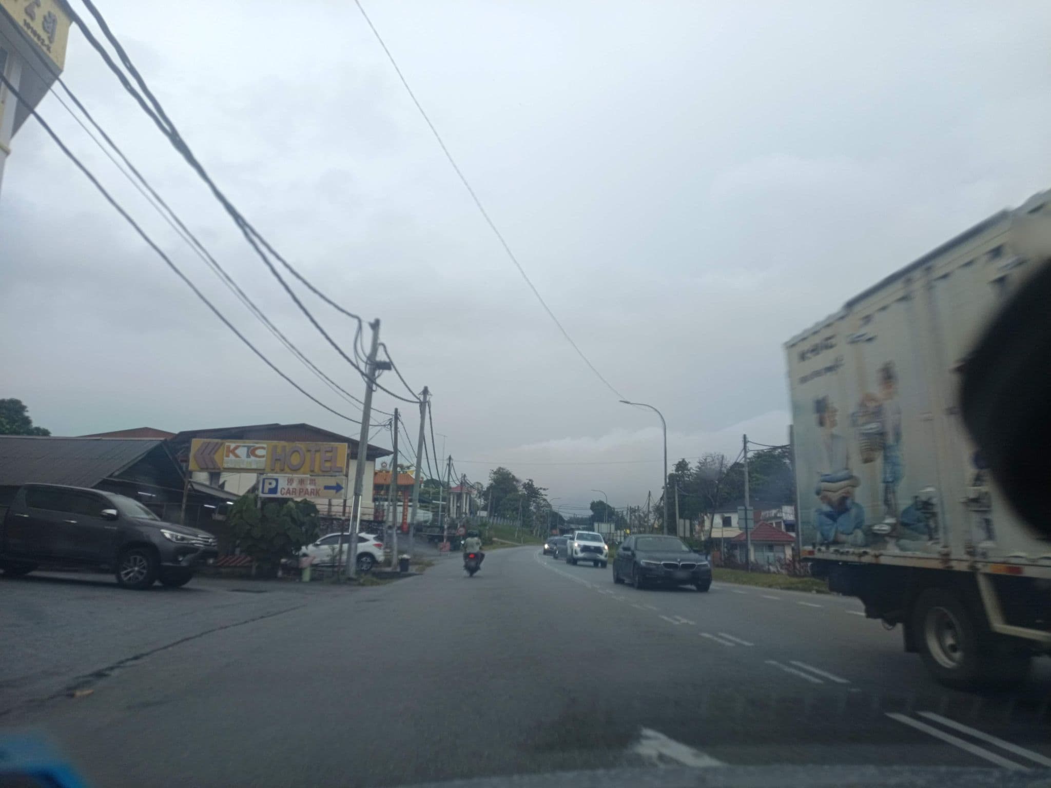Street view near KTC Hotel, Bidur — © YikQin (CC BY-SA · Mapillary)