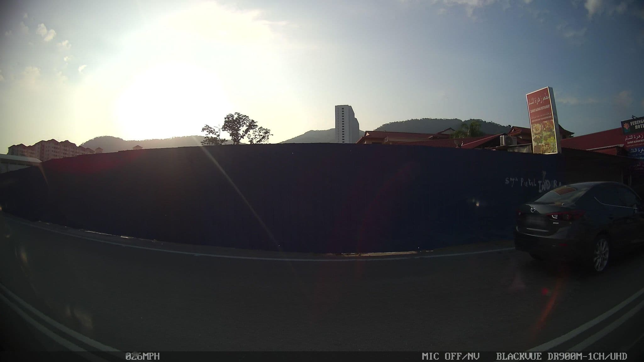 Street view near Feringghi Hotel, Batu Feringgi — © kaart_1 (CC BY-SA · Mapillary)