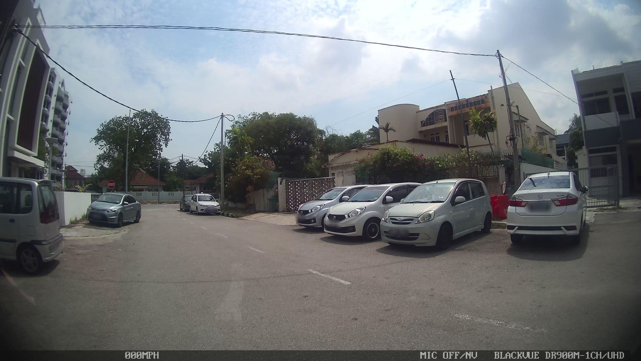 Street view near Berjaya Hotel Guest Room level 21, Tanjung Tokong — © kaart_4 (CC BY-SA · Mapillary)