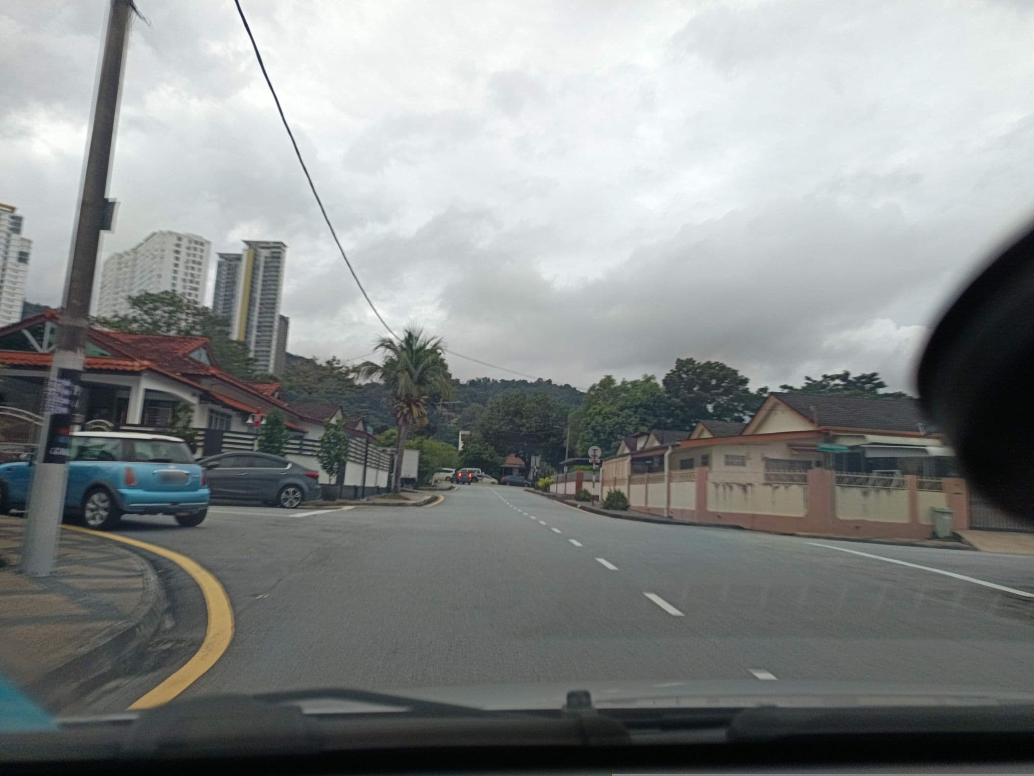 Street view near Bv13, Tanjung Tokong — © YikQin (CC BY-SA · Mapillary)