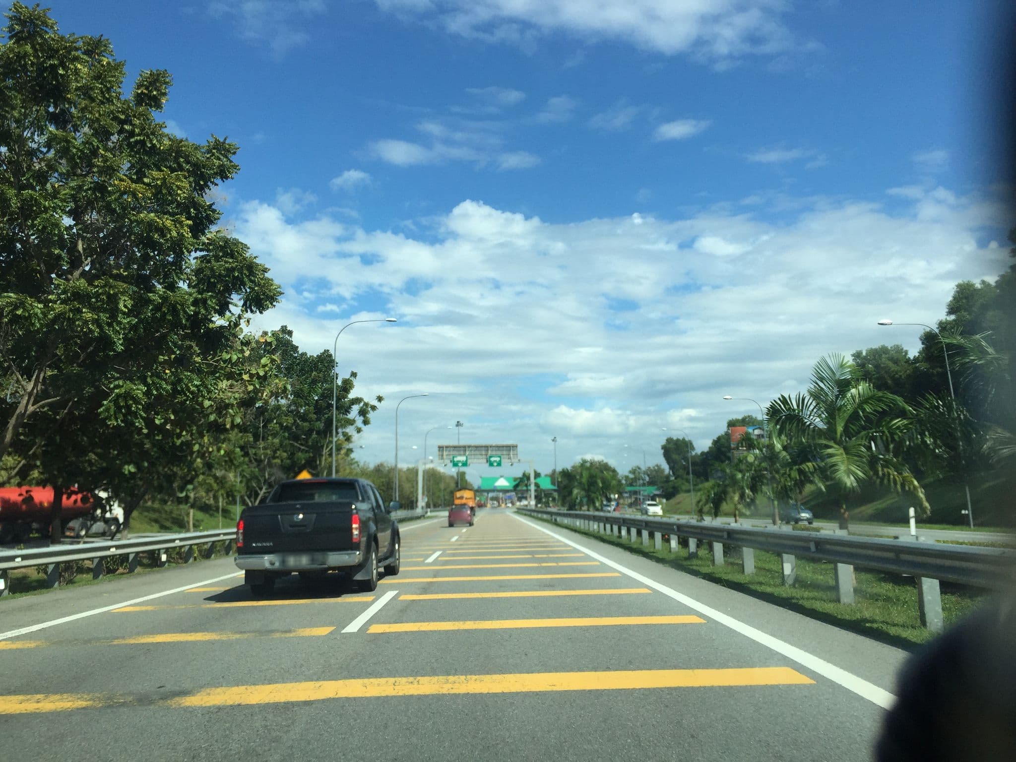 Street view near Tangga Blok E Aras 3, Jitra — © riblit (CC BY-SA · Mapillary)