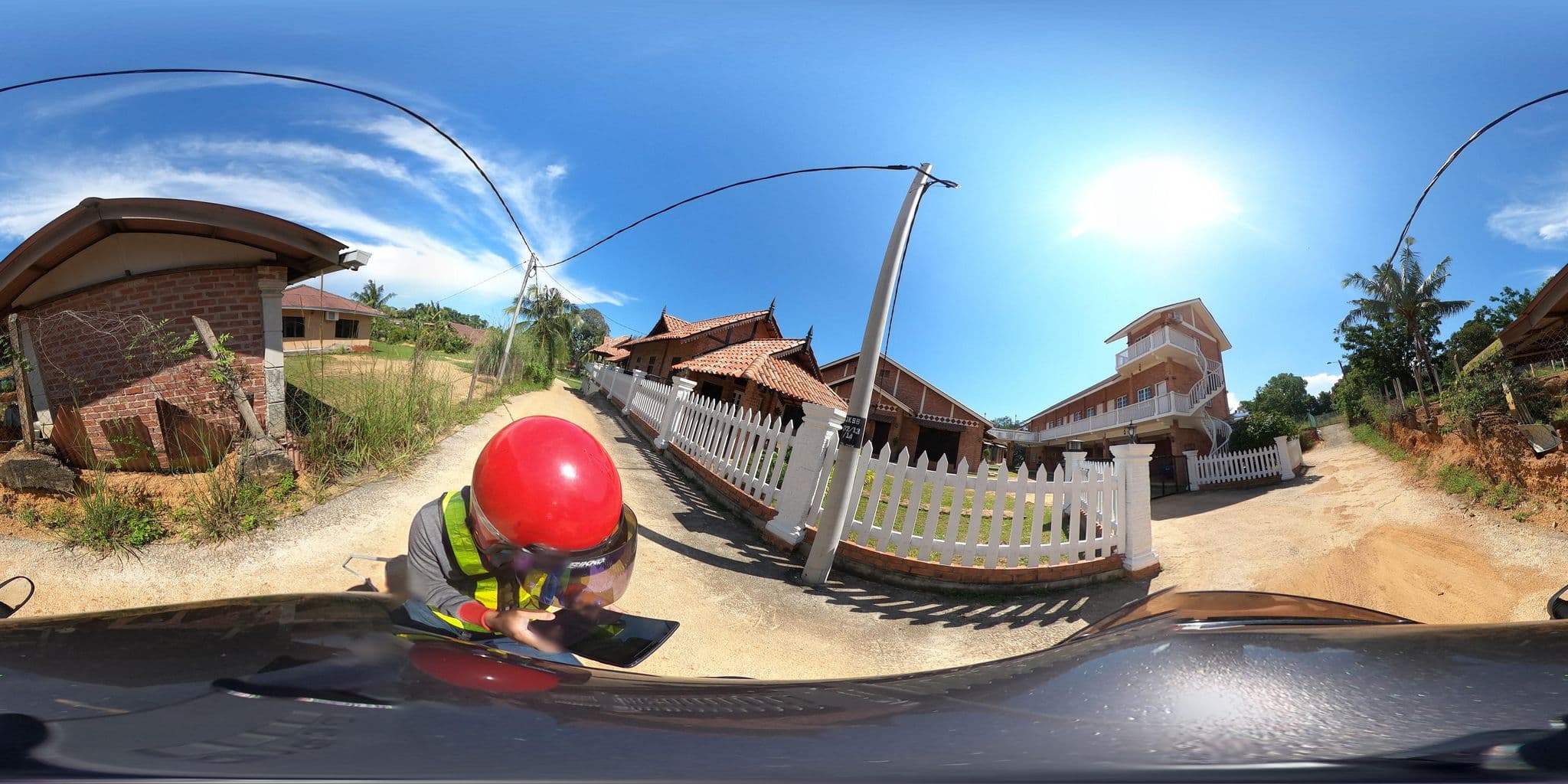 Street view near Saza Beach Villa & Chalets, Kampung Kuala Linggi — © ahlang2 (CC BY-SA · Mapillary)