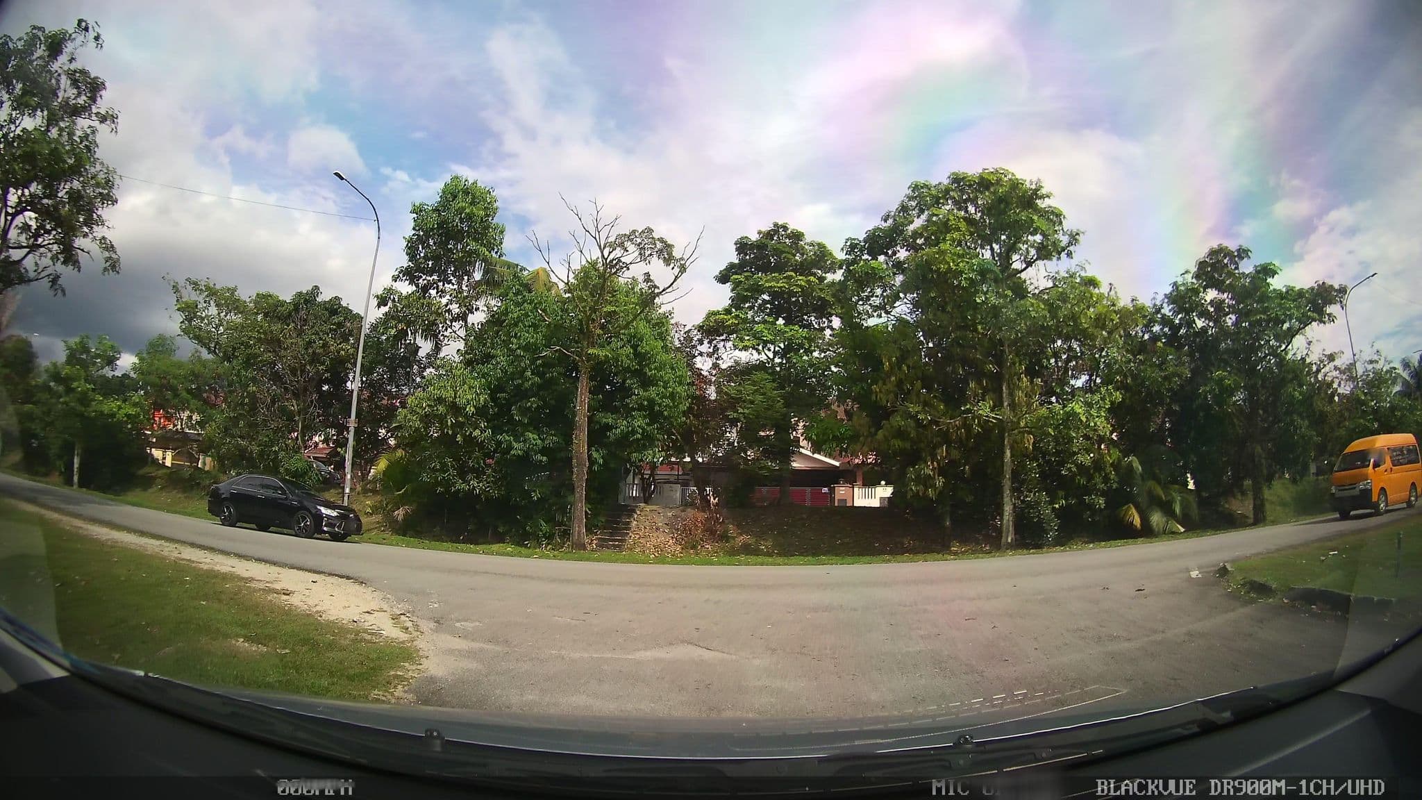 Street view near Dutz's Inn, Bandar Tun Hussein Onn — © kaart5 (CC BY-SA · Mapillary)