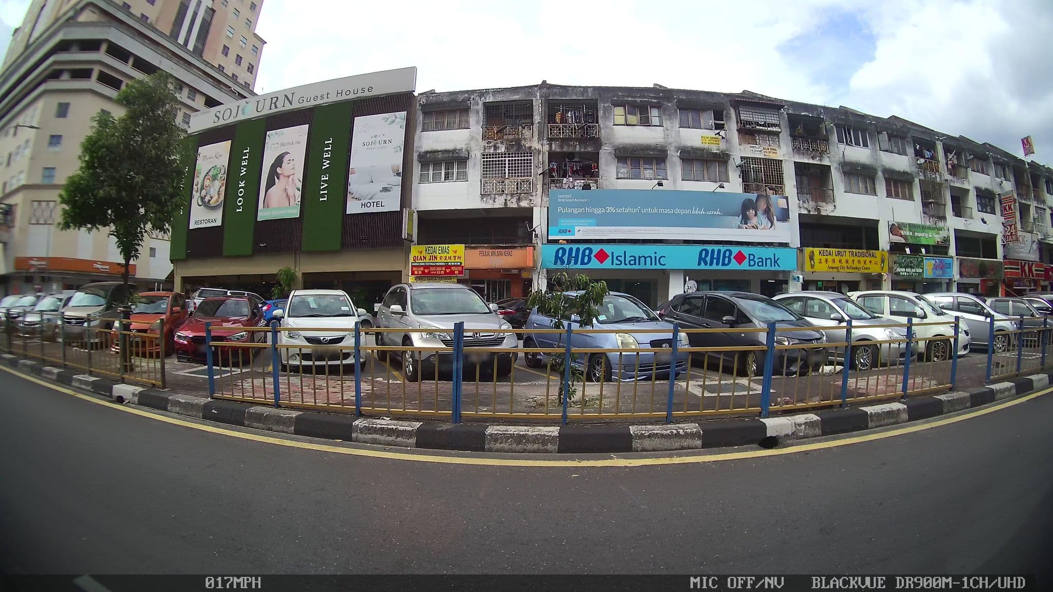 Street view near Sojourn Guest House, Ampang — © kaart_3 (CC BY-SA · Mapillary)