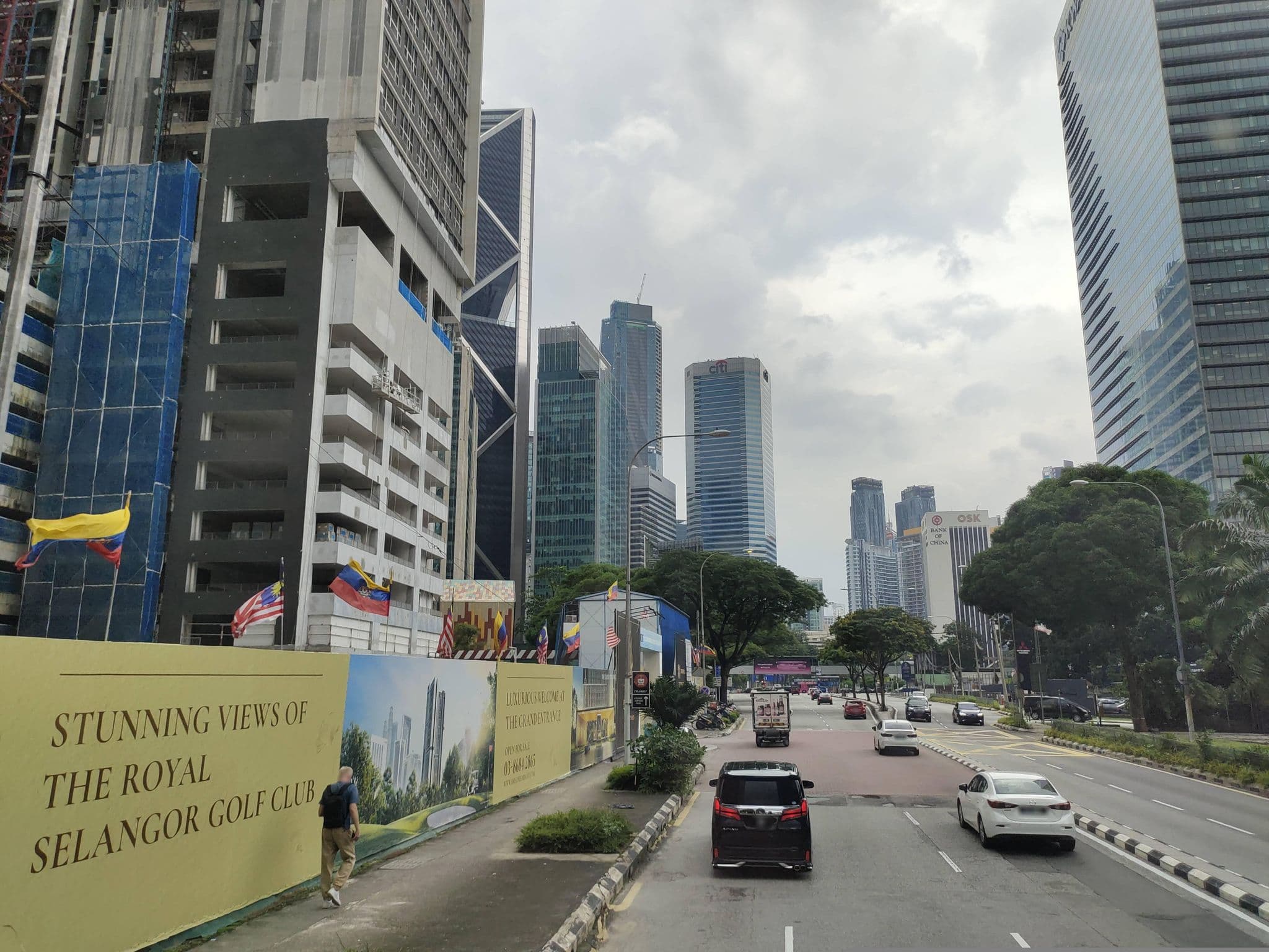 Street view near Suite 2105 Somerset, Kampong Datuk Keramat — © zh9567 (CC BY-SA · Mapillary)