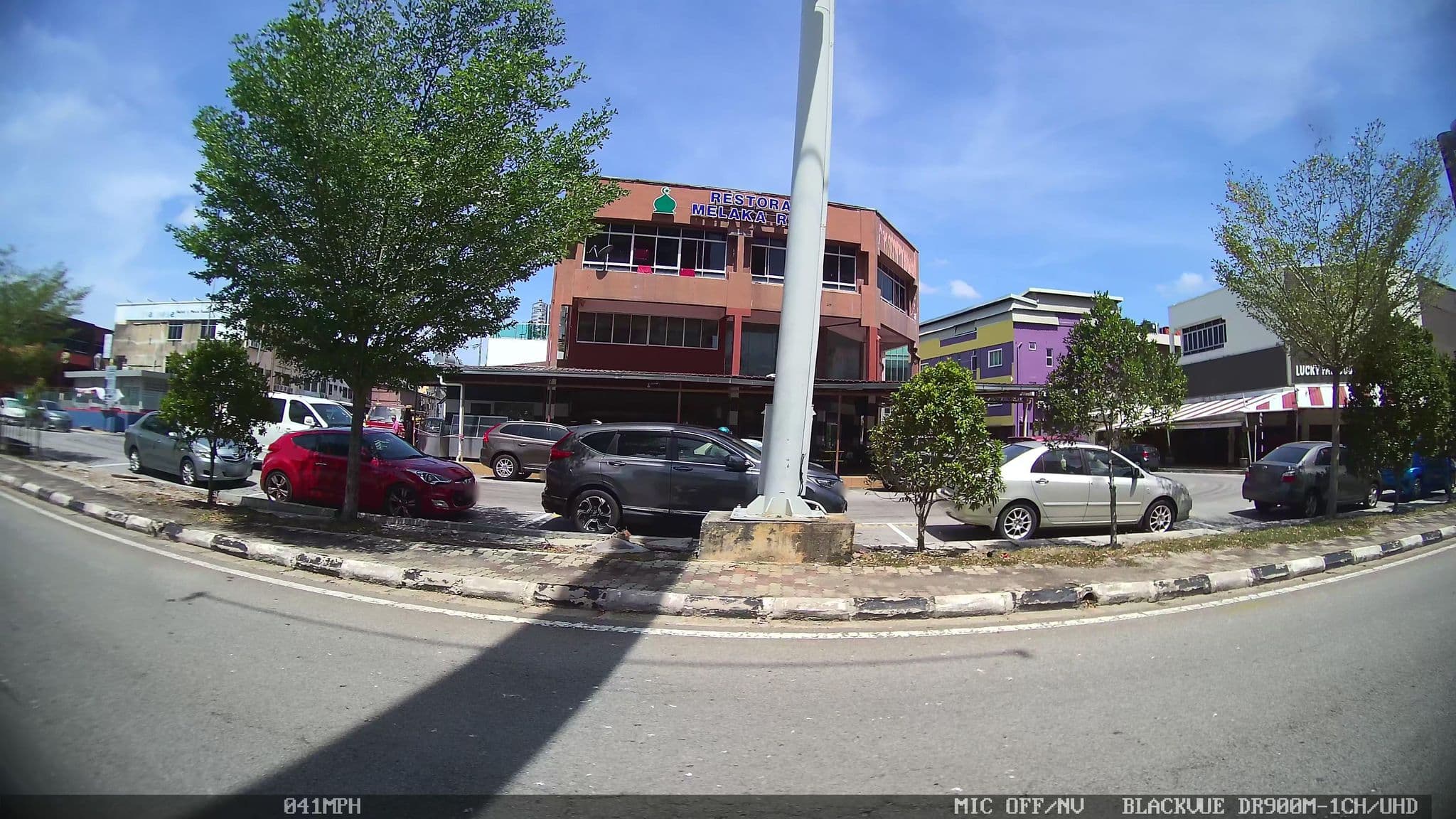 Street view near condominium casa lago, Ujong Pasir — © kaart_3 (CC BY-SA · Mapillary)
