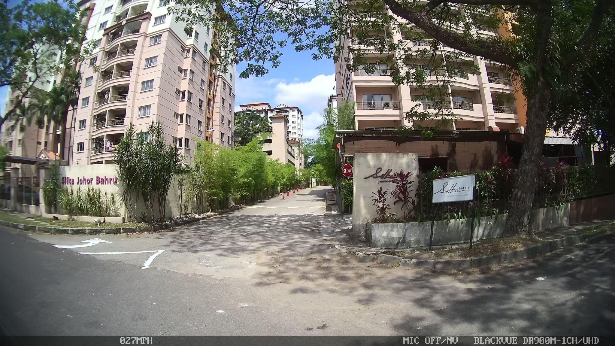 Street view near Dorsett Hotel Johor, Pelentong — © kaart_3 (CC BY-SA · Mapillary)