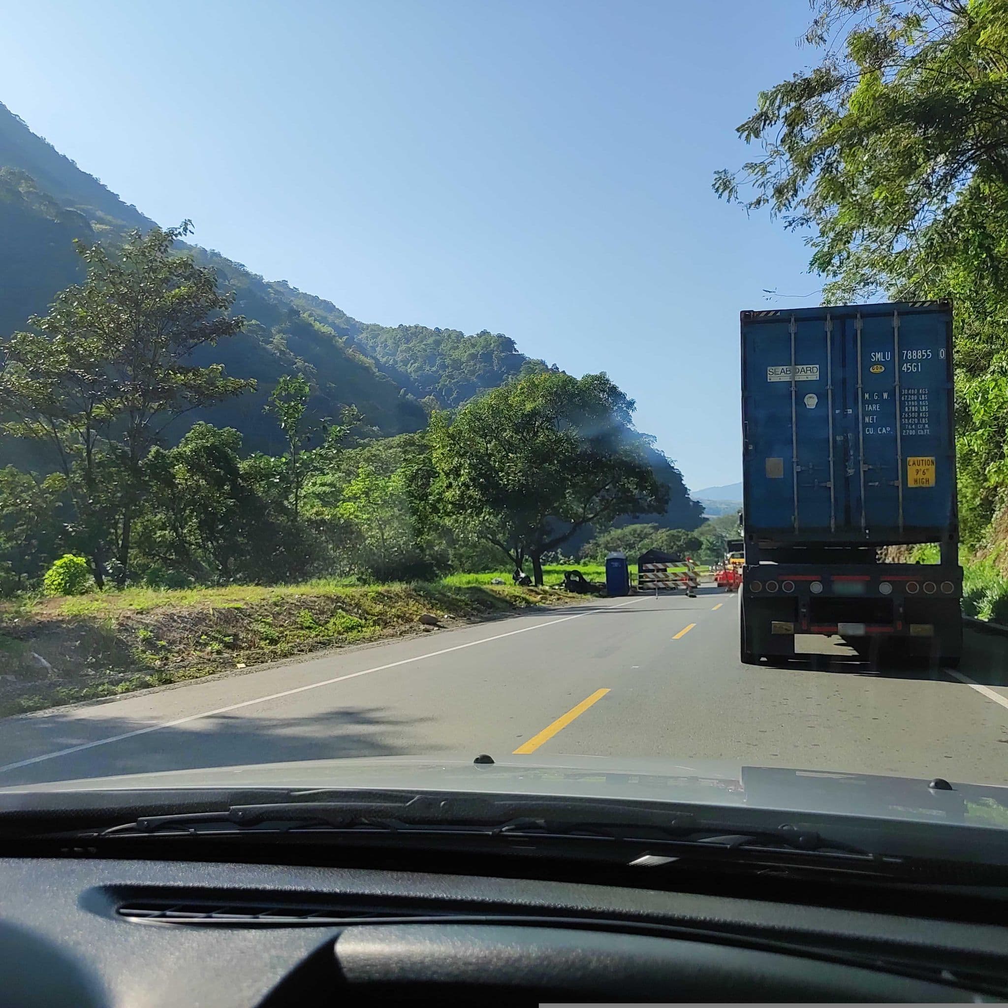 Street view near Hospedaje Los Pájaros, La Pintada — © JulySuarezUn (CC BY-SA · Mapillary)