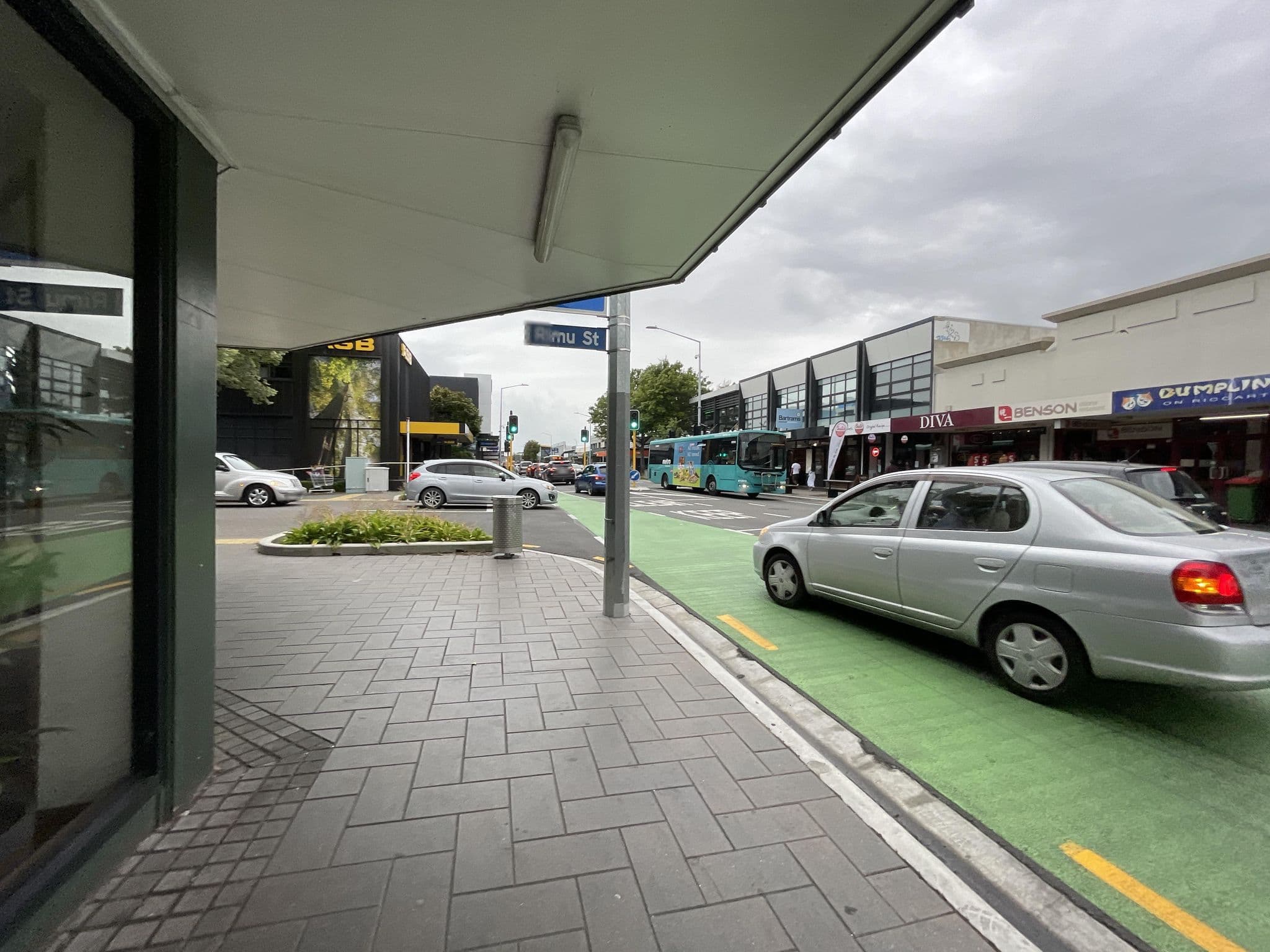 Street view near Deans Bush Motel, Riccarton — © liammorley (CC BY-SA · Mapillary)