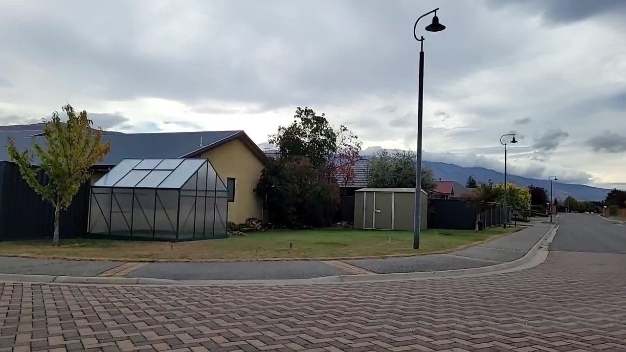 Street view near Motel McLeod, Cromwell — © roadroid (CC BY-SA · Mapillary)