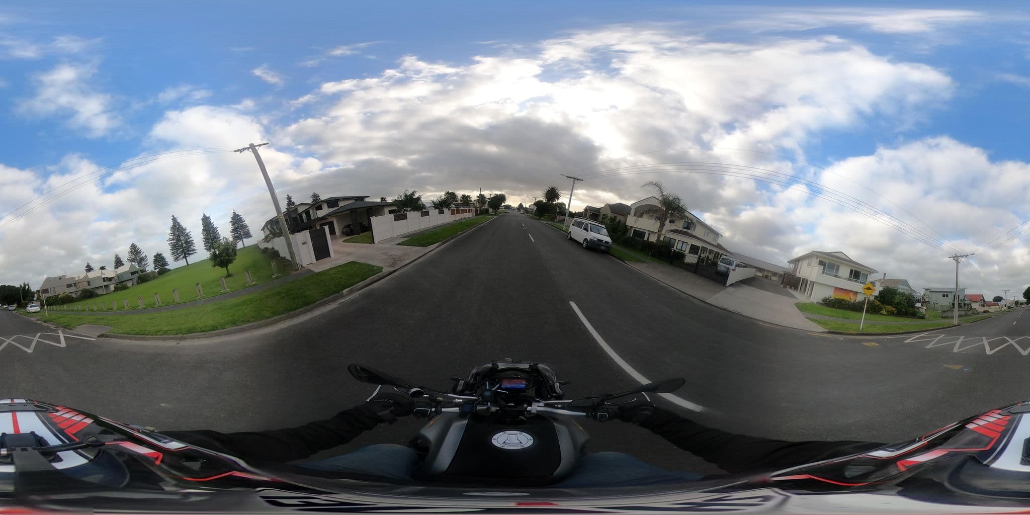 Street view near Beachcomber Motel, Kaiti — © captaincol (CC BY-SA · Mapillary)