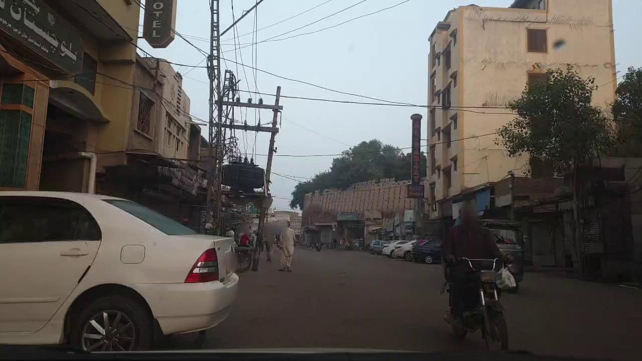 Street view near Al - Kashif Hotel, Hyderabad — © roadroid (CC BY-SA · Mapillary)