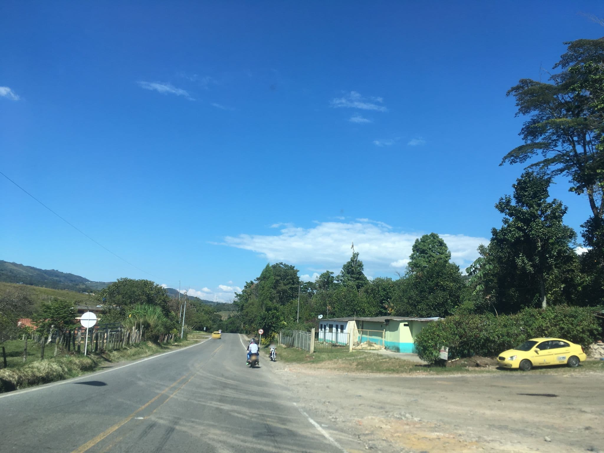 Street view near Hotel Las Lomas, Oiba — © nicovargas (CC BY-SA · Mapillary)
