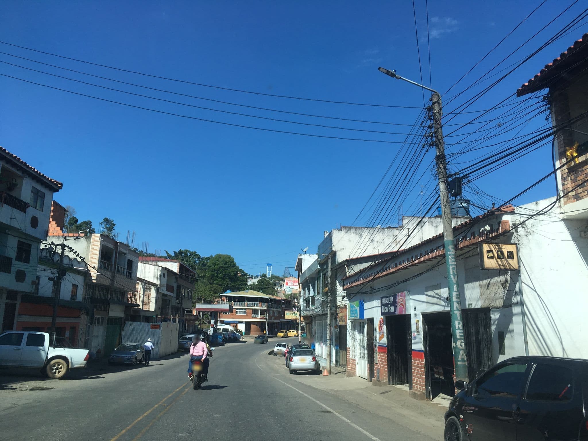 Street view near Hotel Los Balcones, Oiba — © nicovargas (CC BY-SA · Mapillary)