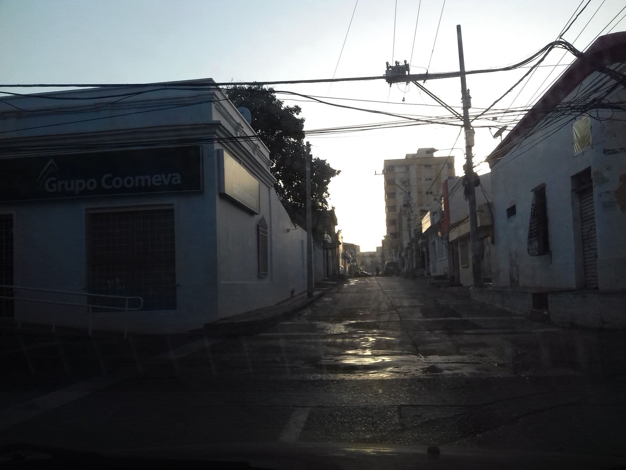 Street view near Nueve Uno Hostel, Riohacha — © colombia_tour (CC BY-SA · Mapillary)