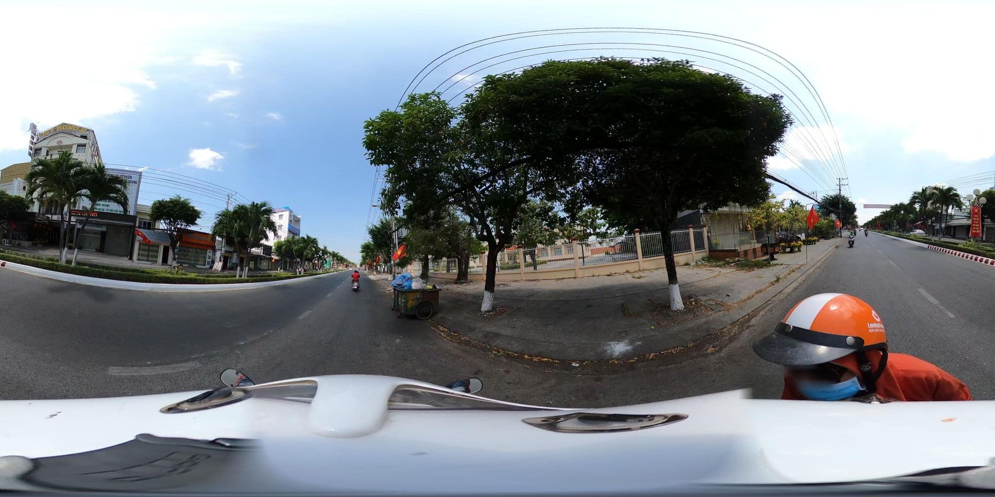 Street view near Phưosc Thời Hotel, Rạch Giá — © bemaps_1pd (CC BY-SA · Mapillary)