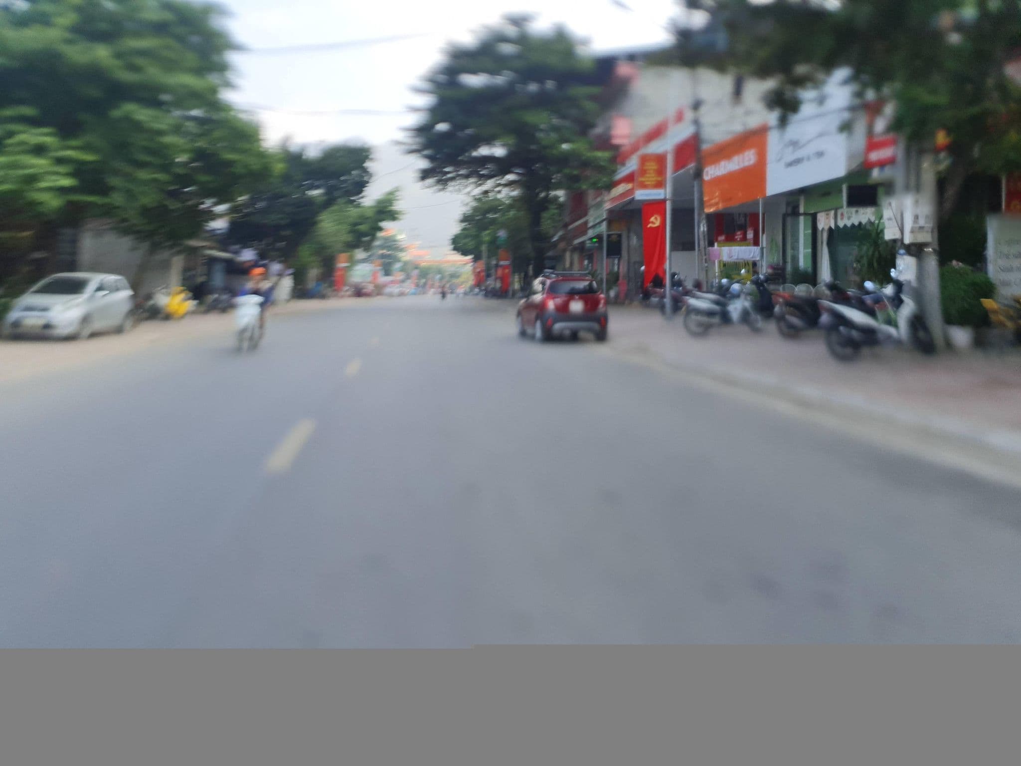 Street view near Phương Thảo, Hòa Bình — © russmcd (CC BY-SA · Mapillary)