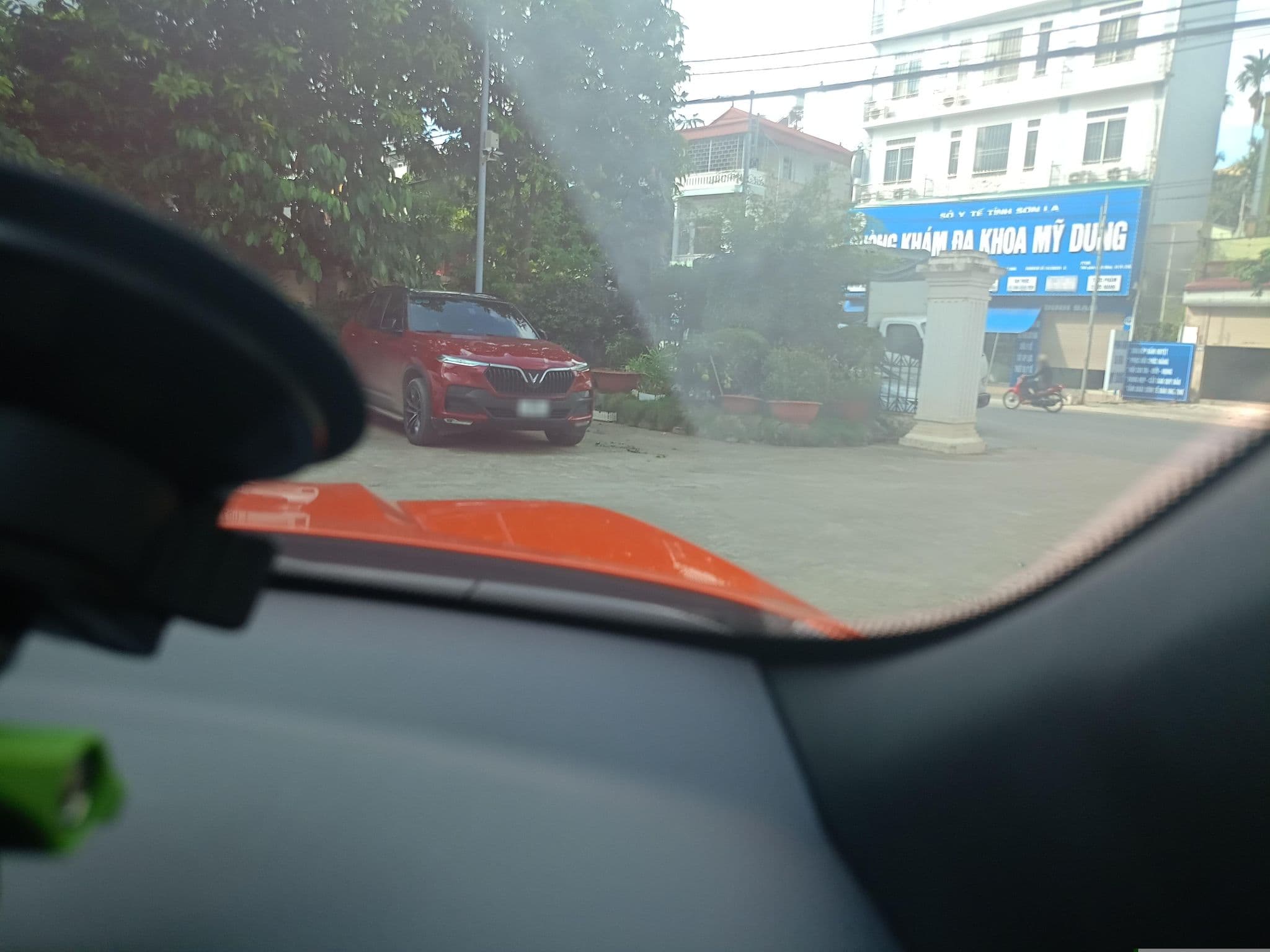 Street view near Khách Sạn Hà Nội, Sơn La — © XeLangThang (CC BY-SA · Mapillary)