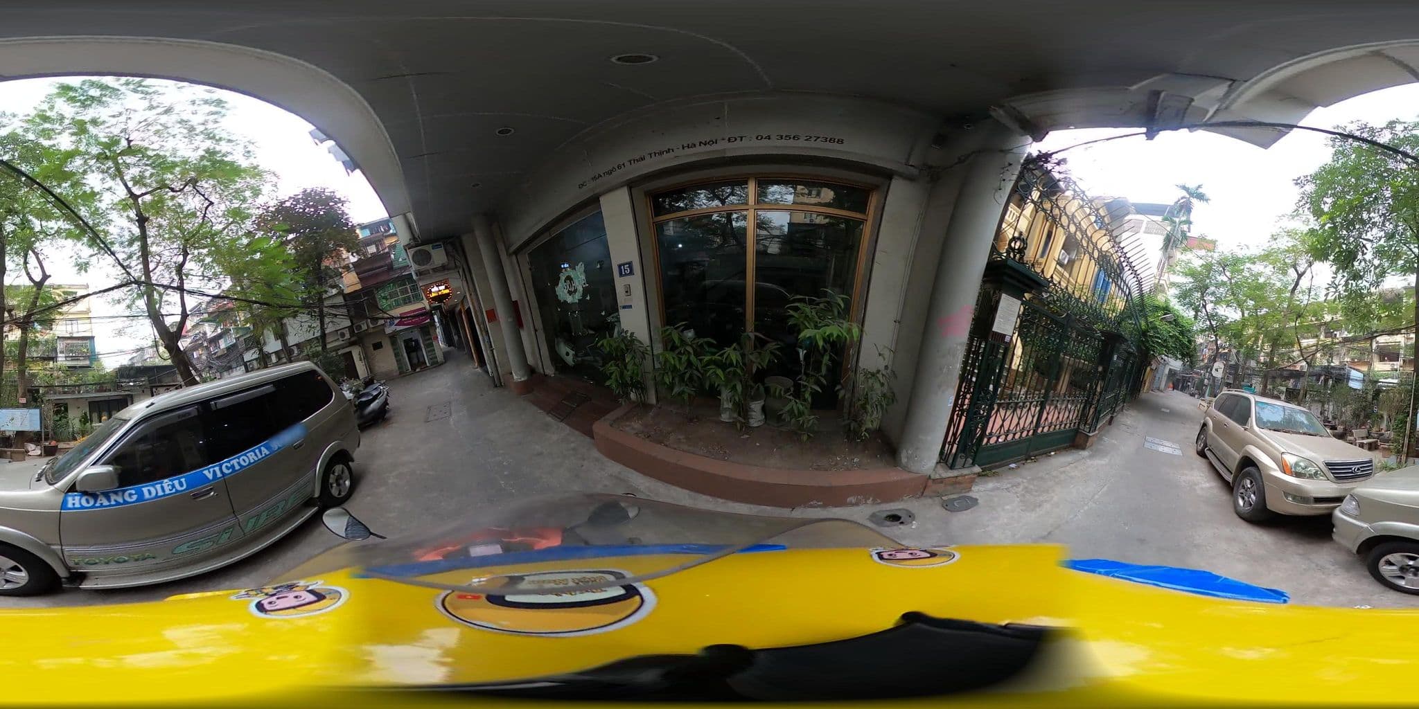 Street view near Ha Long hotel, Đống Đa — © bemaps2_hn (CC BY-SA · Mapillary)