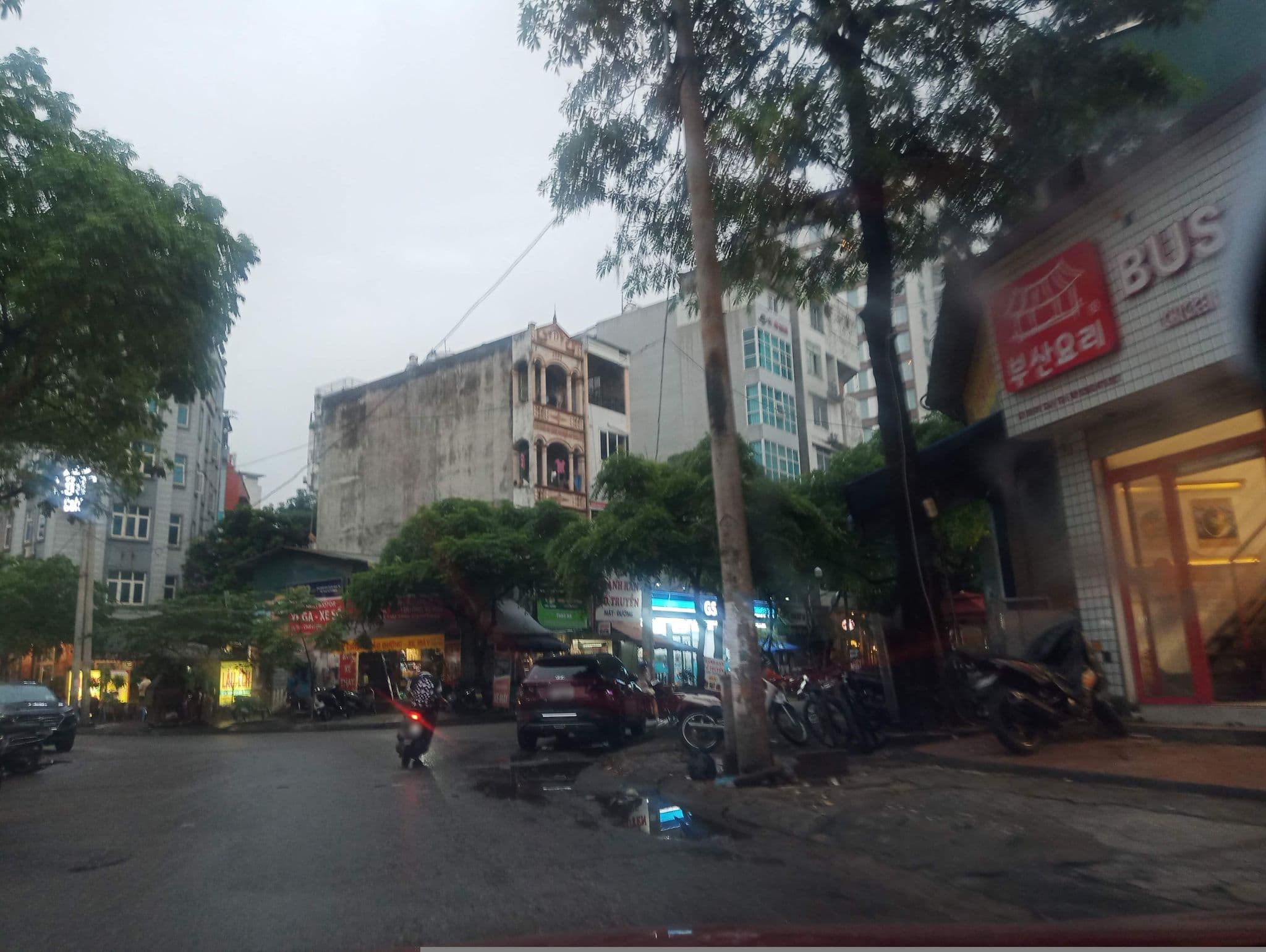 Street view near nhà nghỉ mây, Mai Dịch — © hn_front_1 (CC BY-SA · Mapillary)