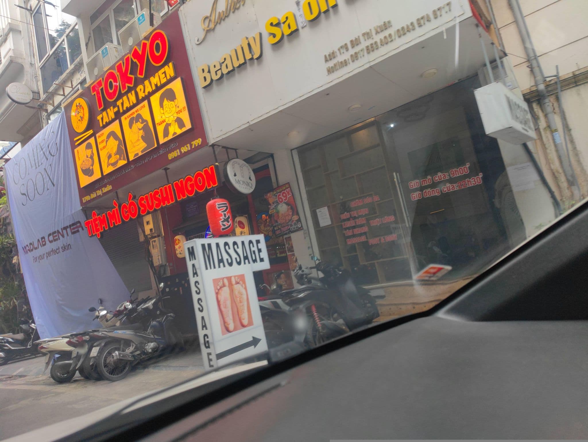 Street view near Ariva Eden Hanoi Hotel, Hai Bà Trưng — © hn_right_2 (CC BY-SA · Mapillary)