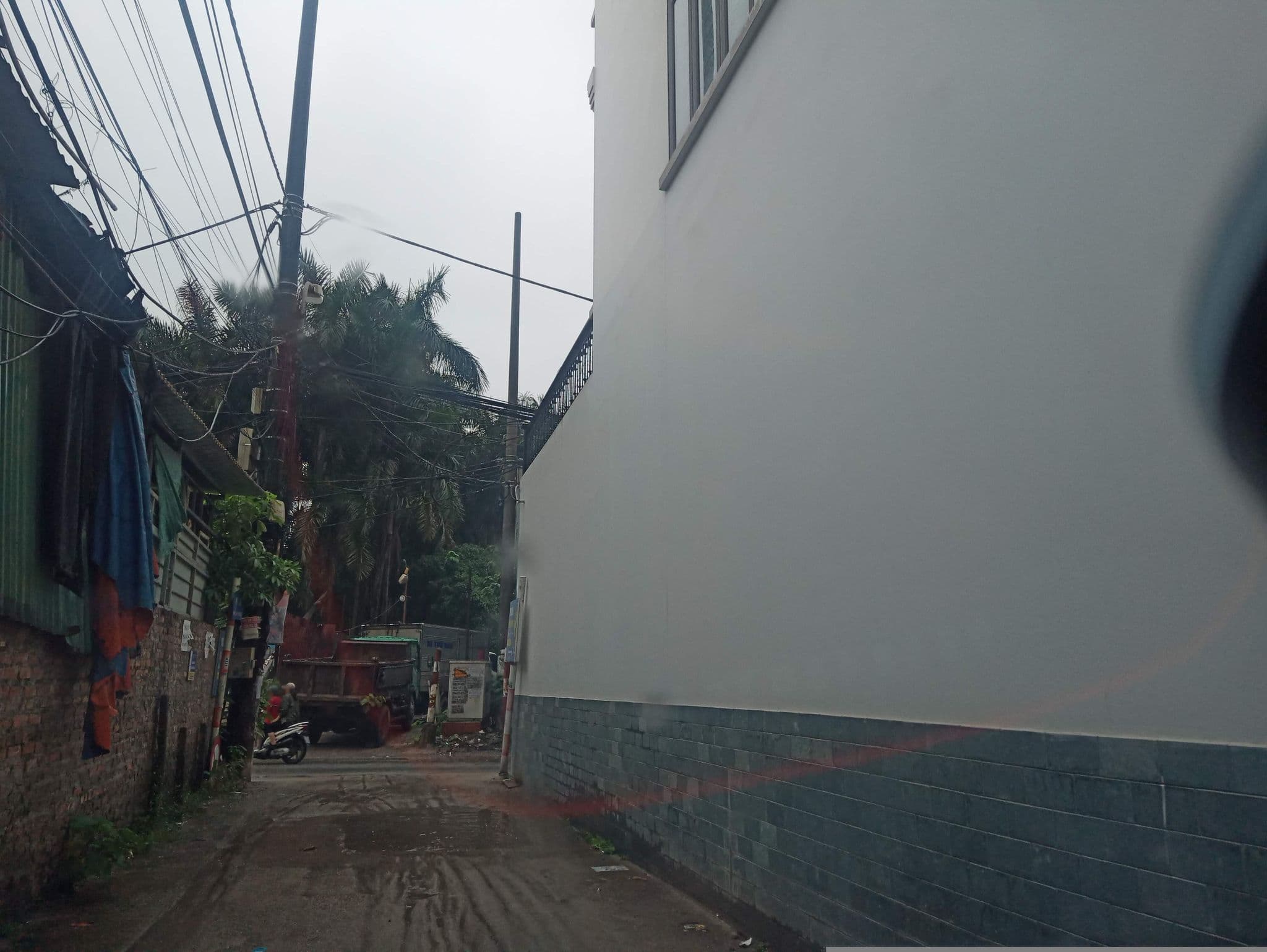 Street view near Đông Âu, Vĩnh Tuy — © hn_front_1 (CC BY-SA · Mapillary)