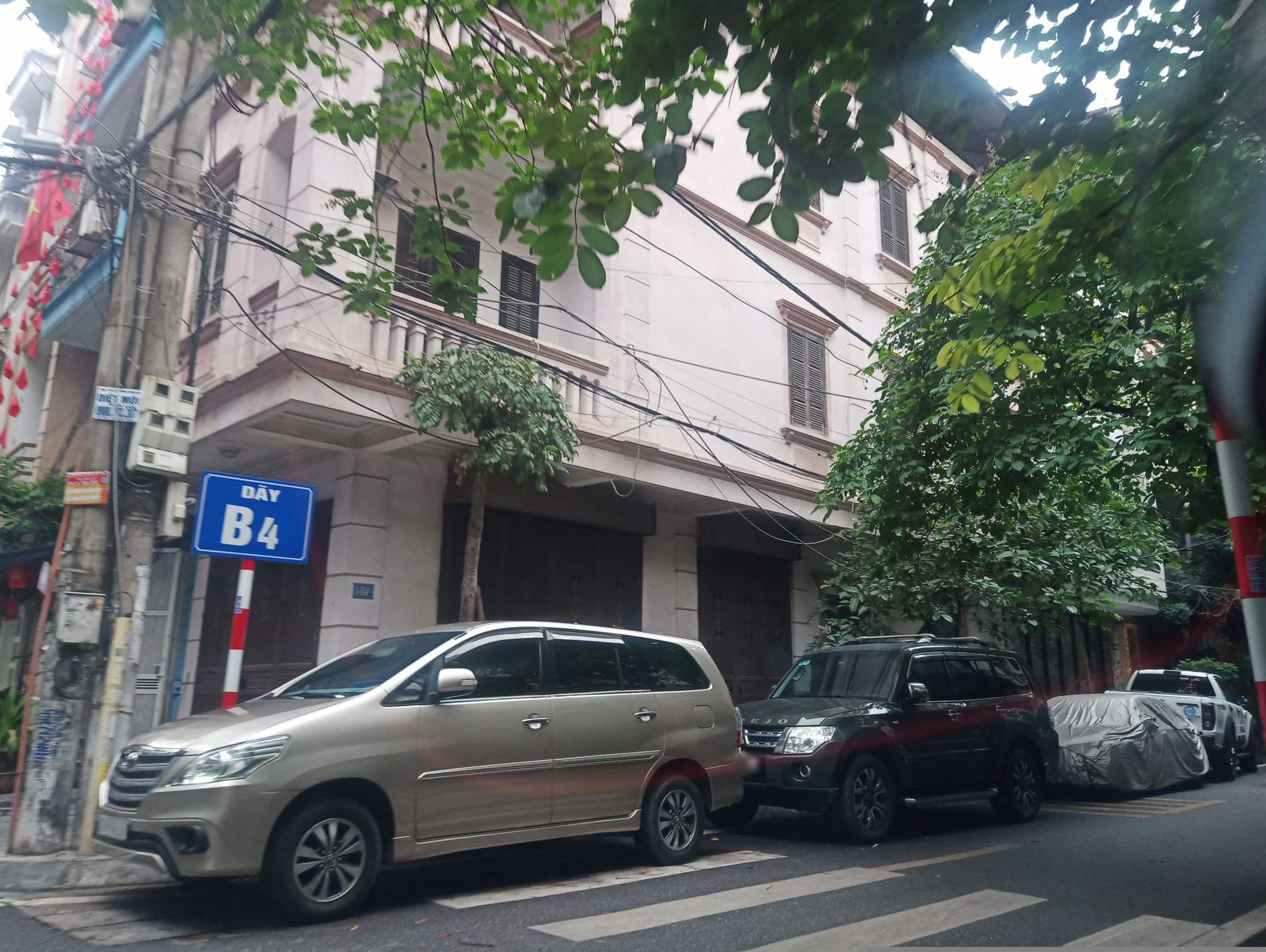 Street view near Indochina Sails, Nguyễn Du — © hn_front_1 (CC BY-SA · Mapillary)
