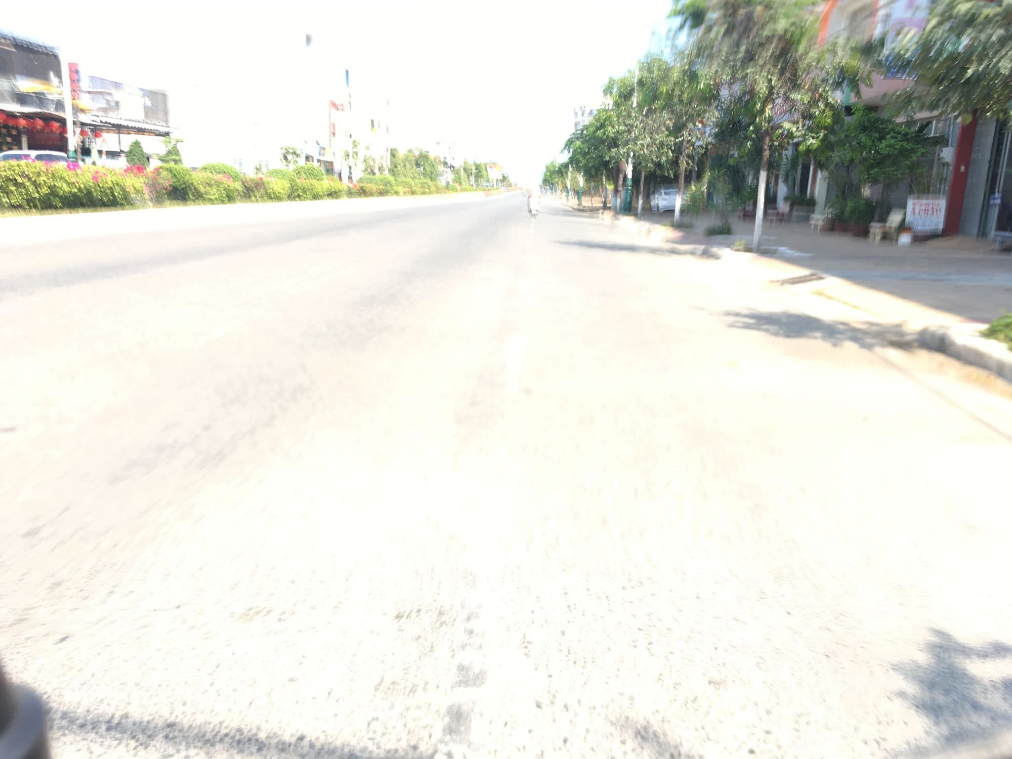 Street view near Green Earth Hotel, Phan Rang-Tháp Chàm — © theboman01 (CC BY-SA · Mapillary)