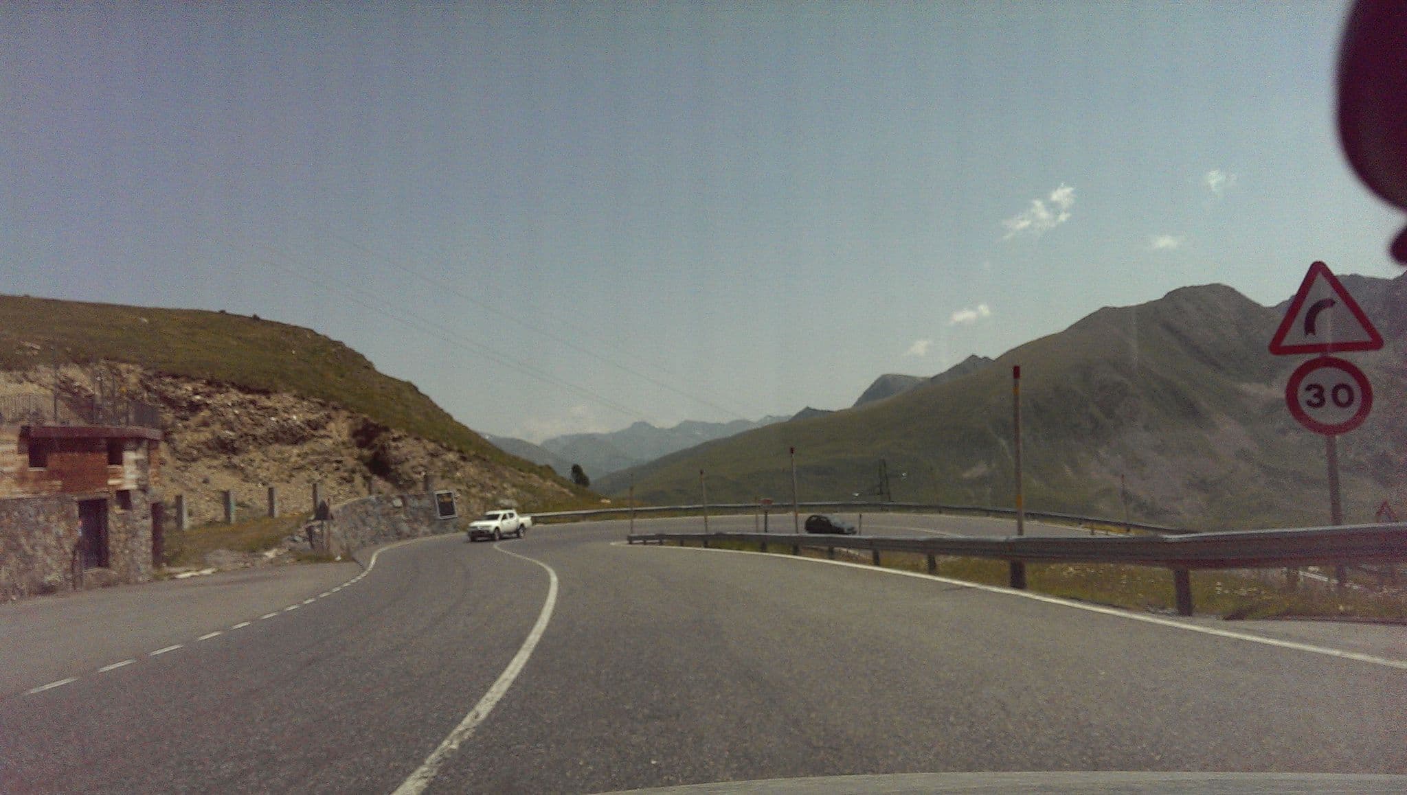 Street view near PicMaia Mountain Hotel, Pas de la Casa — © roraima (CC BY-SA · Mapillary)