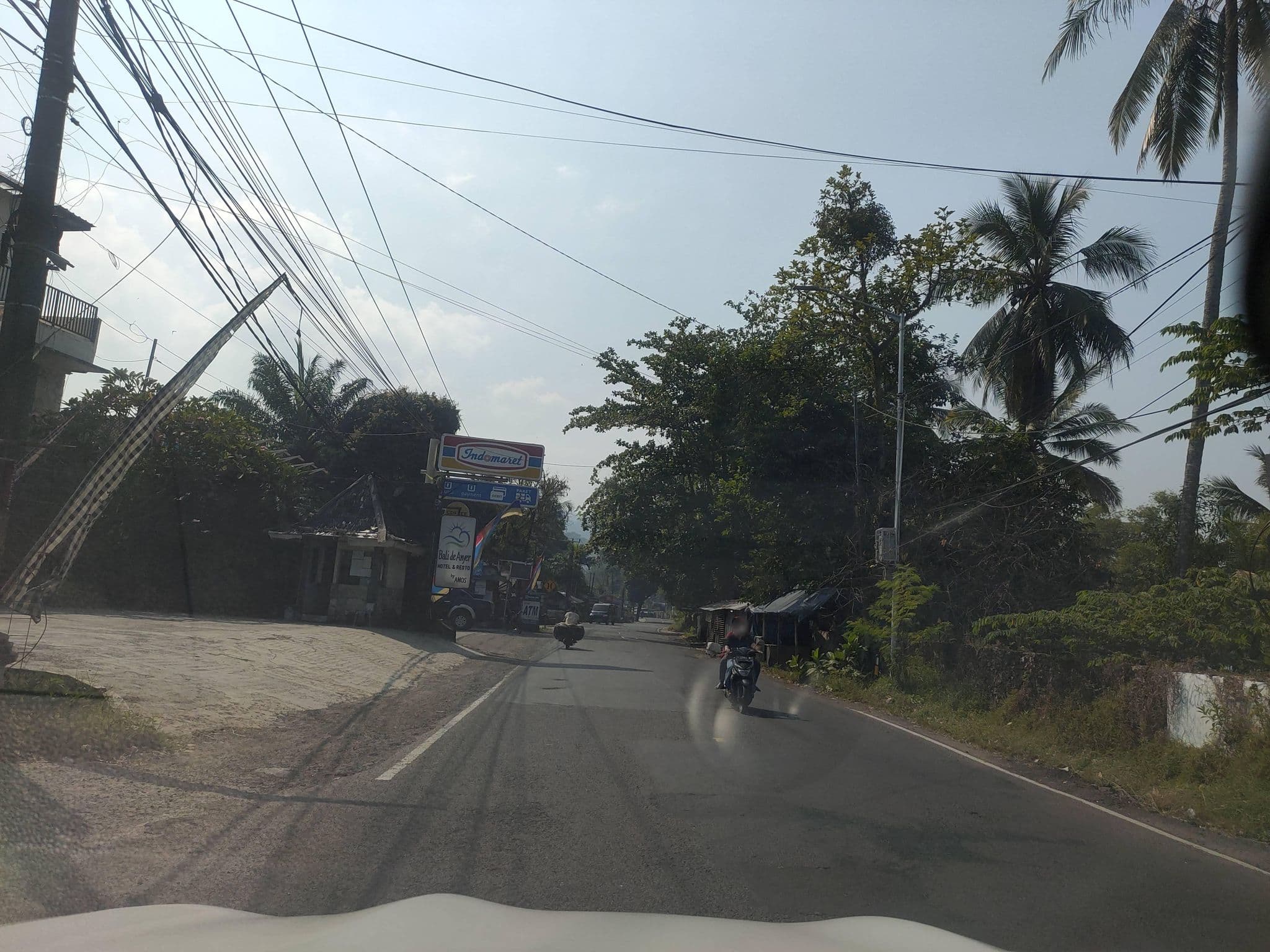 Street view near Dipo Carita, Labuan — © Kaart_Local (CC BY-SA · Mapillary)