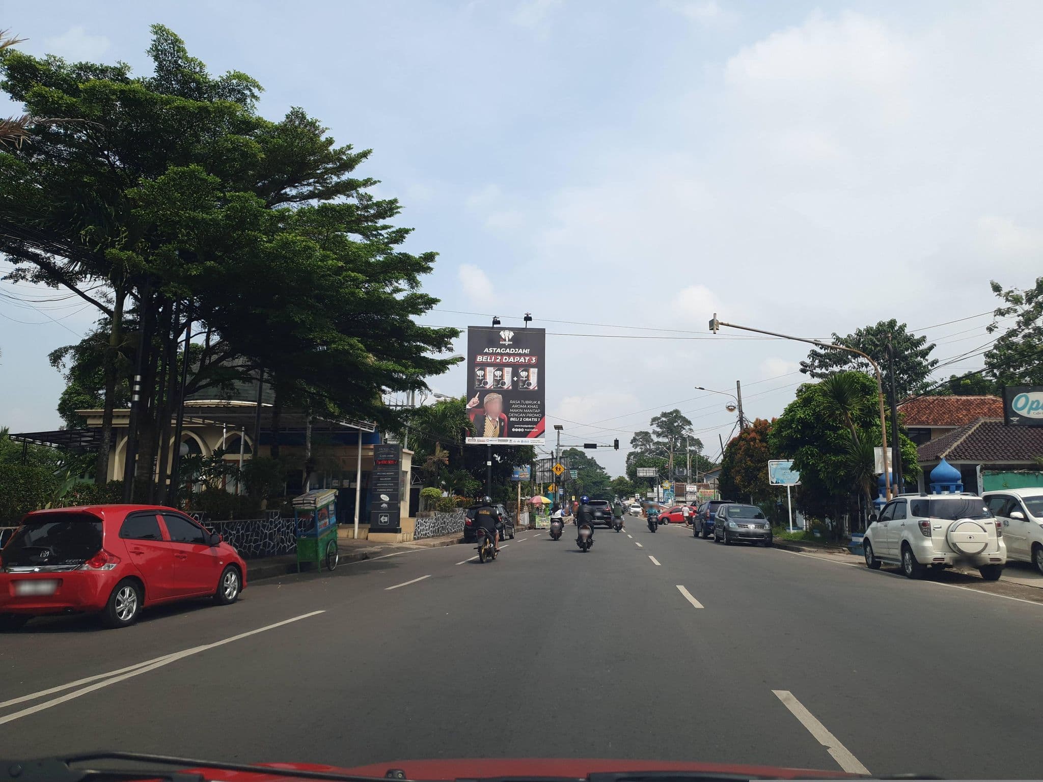Street view near Sofyan Inn Altama Hotel, Pandeglang — © Kaart_Local (CC BY-SA · Mapillary)