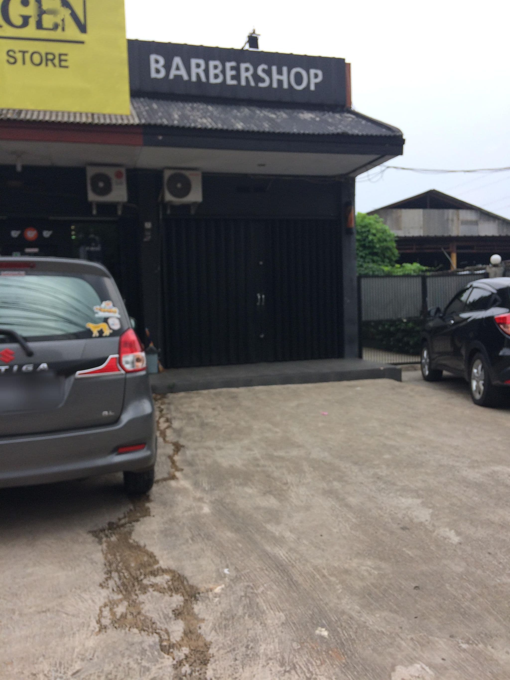 Street view near Pathumrat hotel, Sawangan — © maphunter_id (CC BY-SA · Mapillary)