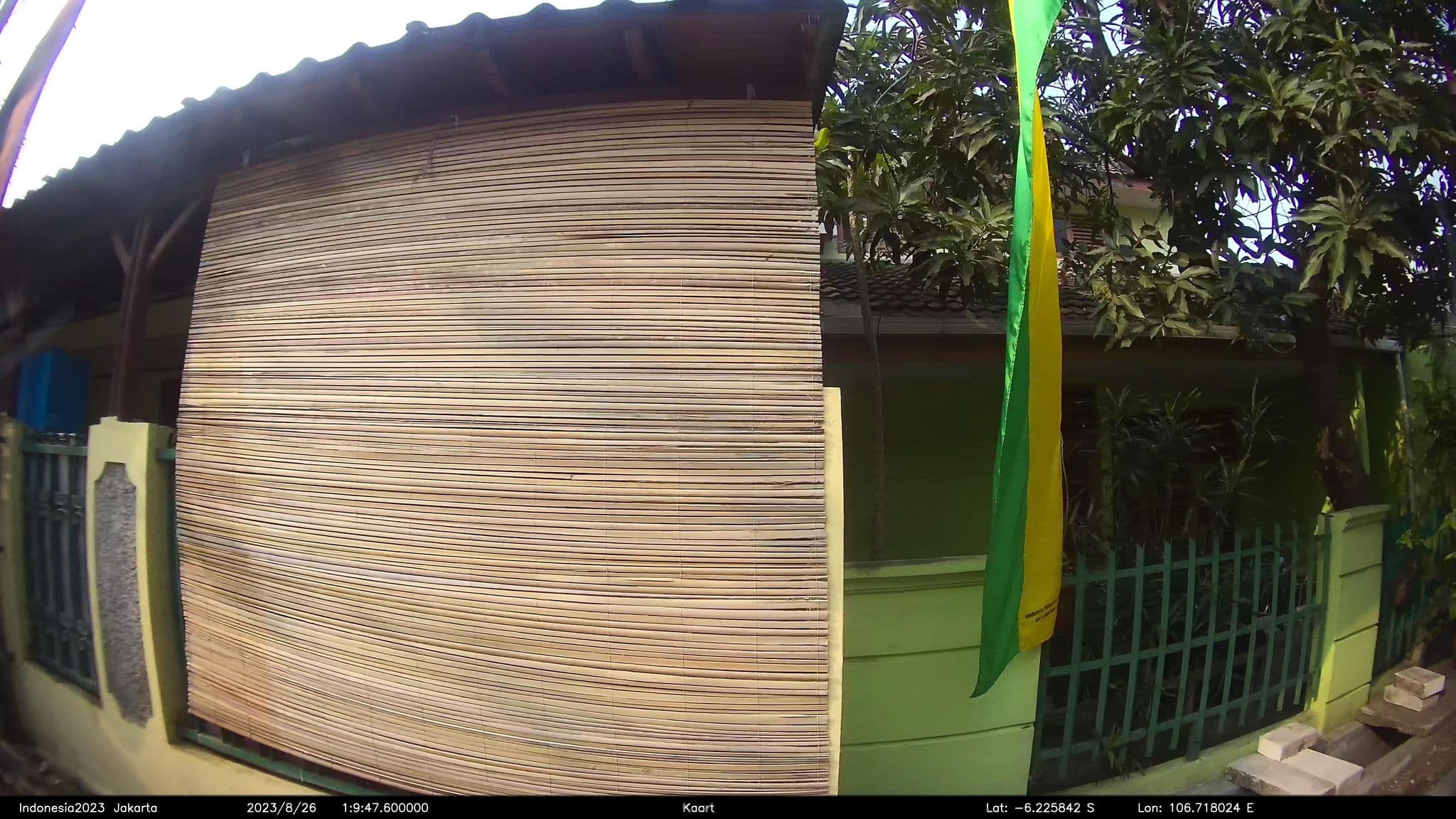 Street view near Wi's Room, Ciputat — © kaart_2 (CC BY-SA · Mapillary)