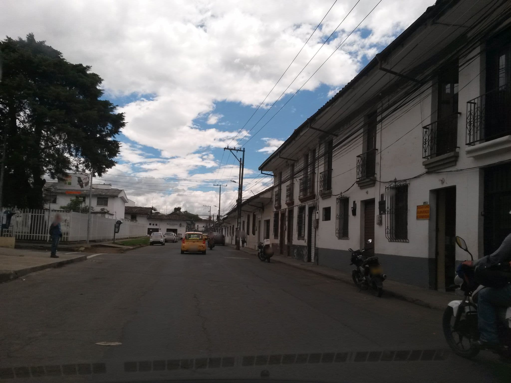 Street view near Casa Veg Deleite, Popayán — © kaxtillo (CC BY-SA · Mapillary)