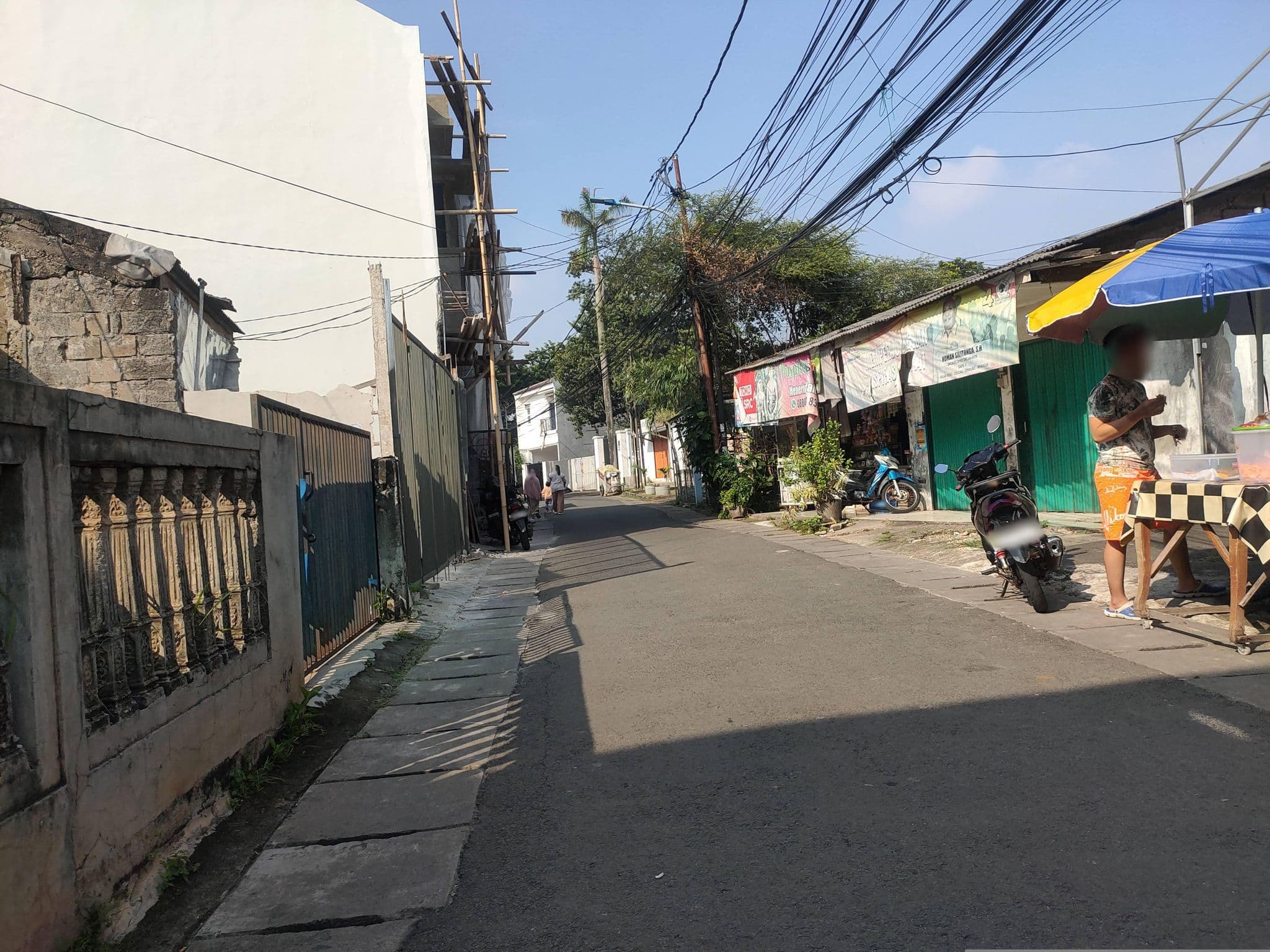 Street view near Themank's Comfort Bedroom, Cileungsir — © Kaart_Local (CC BY-SA · Mapillary)