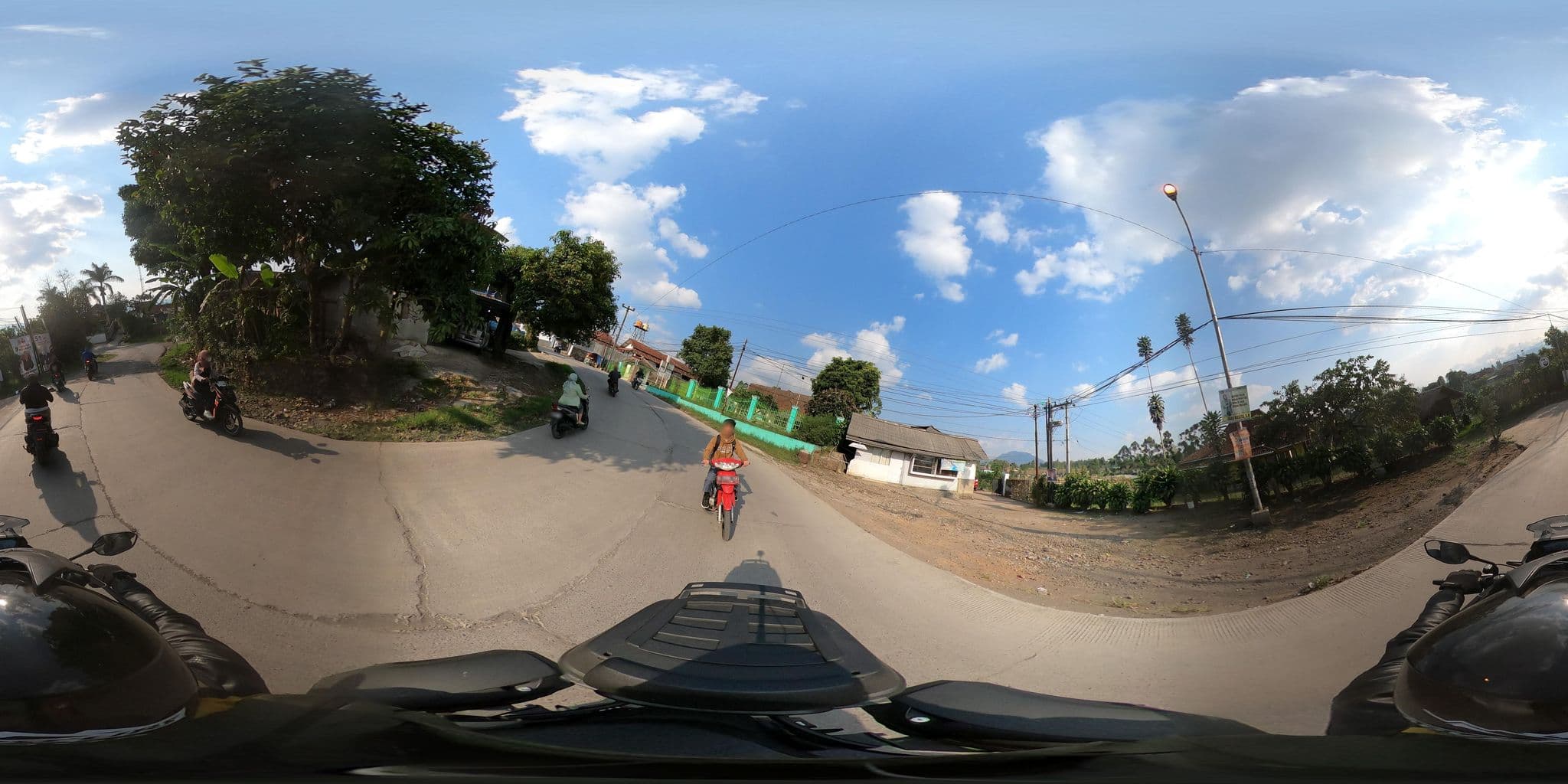 Street view near HOTEL Citere 2, Leuwiliang — © Kaart_Local (CC BY-SA · Mapillary)