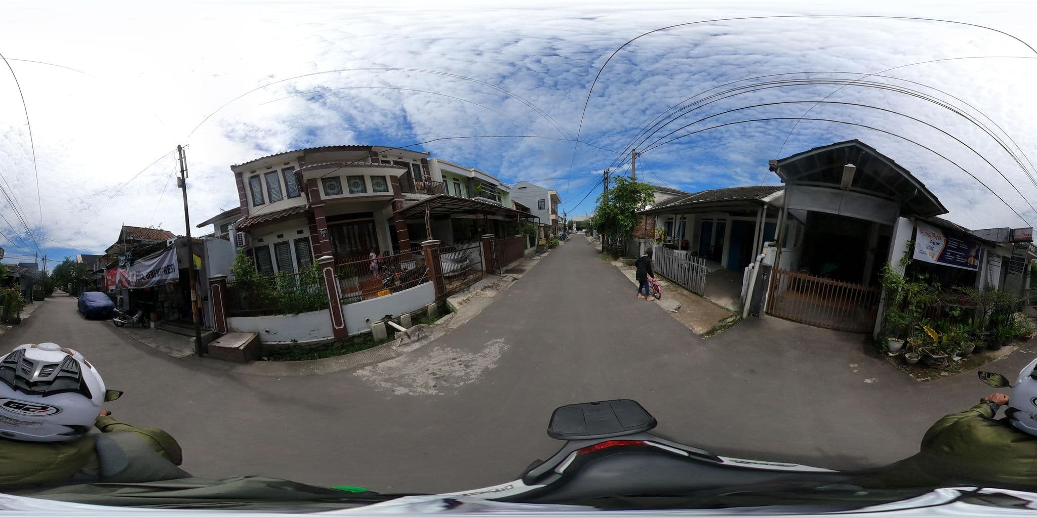 Street view near deli private room, Margahayukencana — © Kaart_Local (CC BY-SA · Mapillary)
