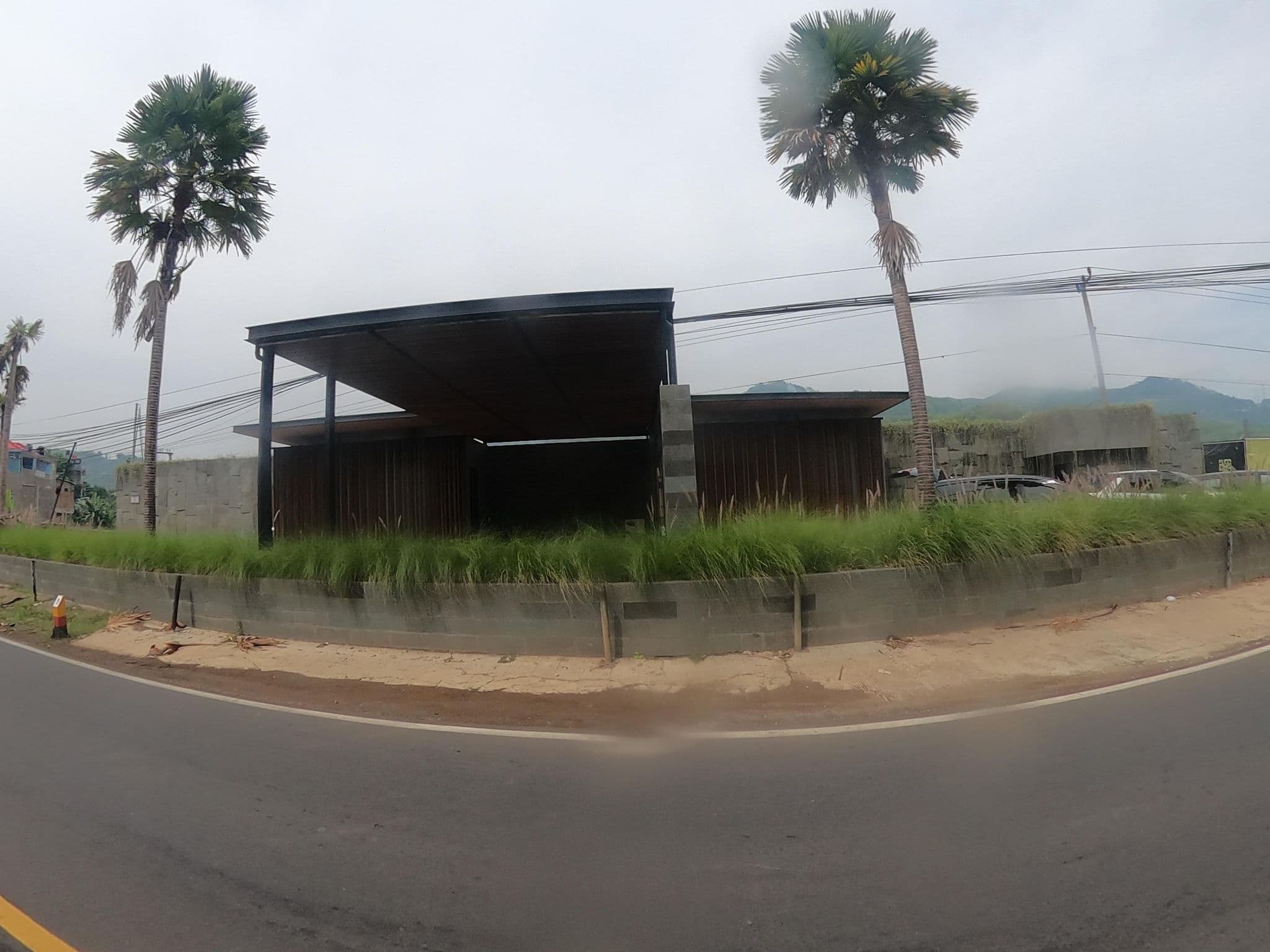 Street view near Forest Hills Hotel Ciwidey, Soreang — © rgtm_ryuiki (CC BY-SA · Mapillary)