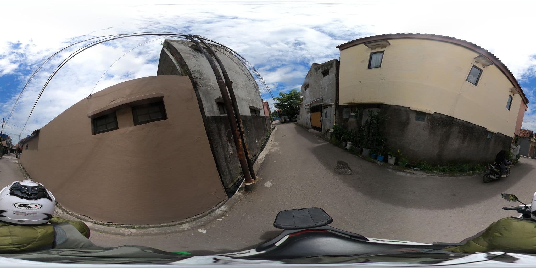 Street view near Hotel Arimbi Kopo, Margahayukencana — © Kaart_Local (CC BY-SA · Mapillary)