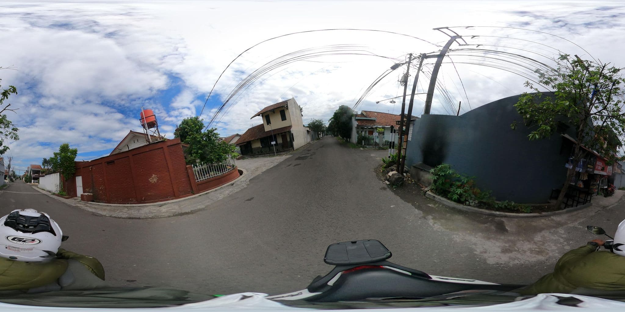 Street view near Fortuna Hotel, Margahayukencana — © Kaart_Local (CC BY-SA · Mapillary)