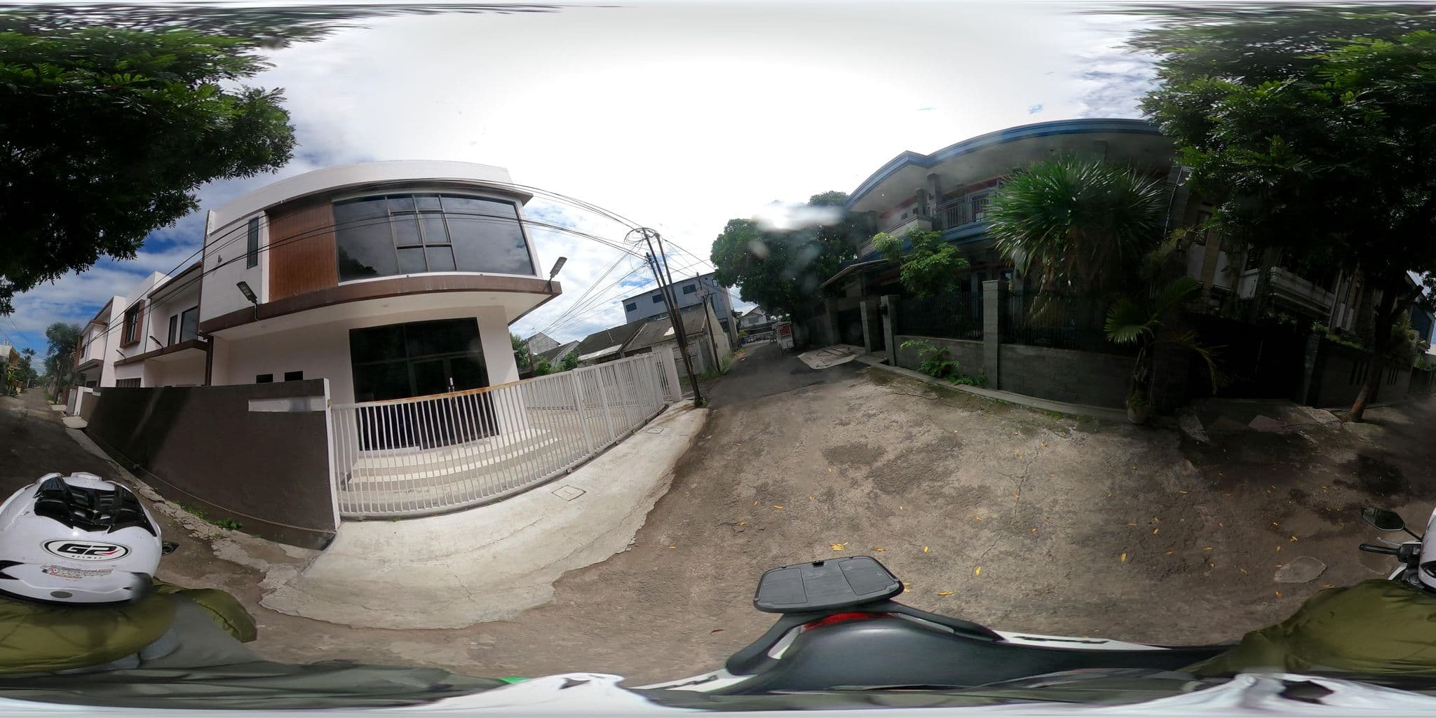Street view near Rany's Rest Area, Margahayukencana — © Kaart_Local (CC BY-SA · Mapillary)